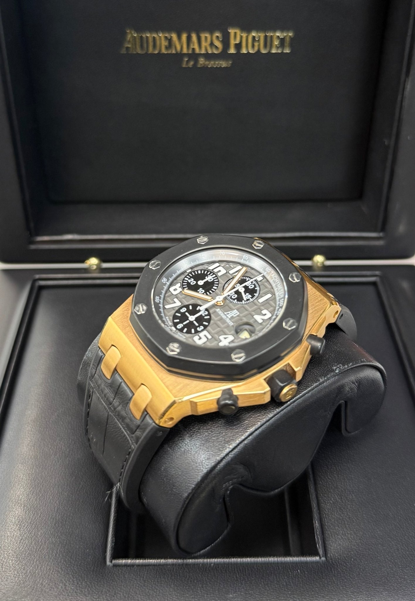 Audemars Piguet Royal Oak Offshore Chronograph 25940OK.OO.D002CA.01