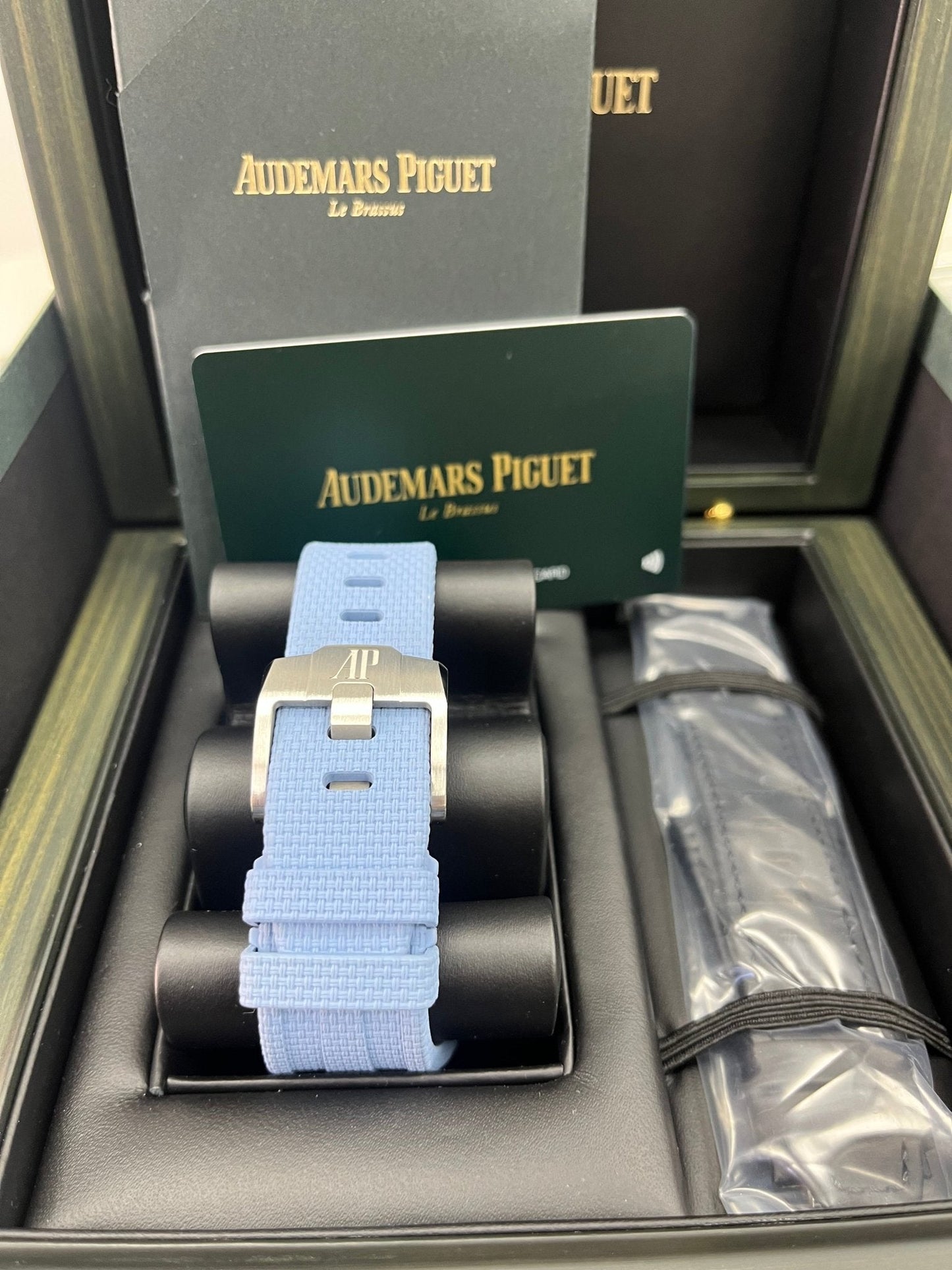 Audemars Piguet Royal Oak Offshore Chronograph 42mm (Ref # 26238ST.OO.A340CA.01)