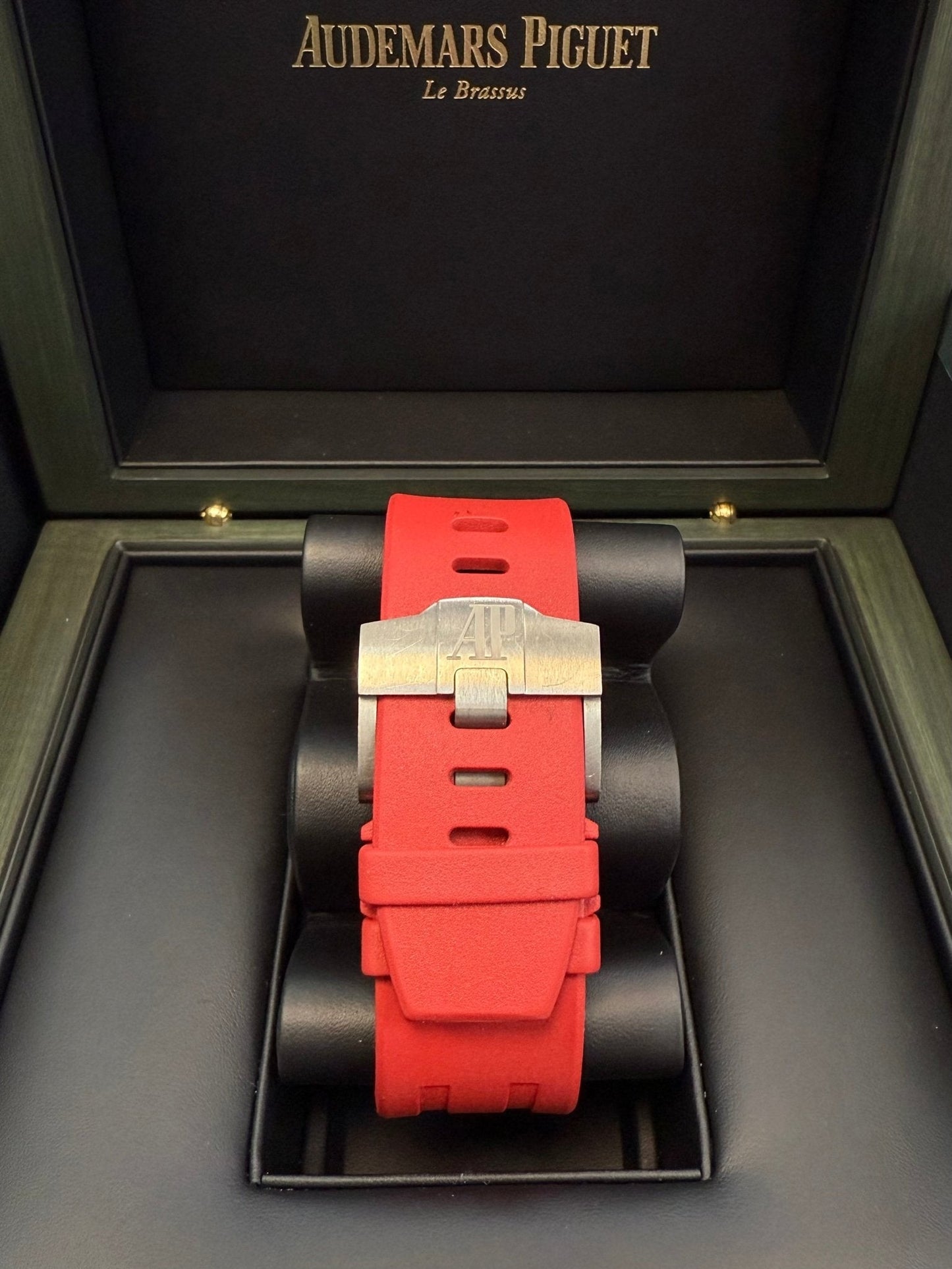 Audemars Piguet Royal Oak Offshore Chronograph 44mm Black Carbon 26400AU.OO.A002CA.01