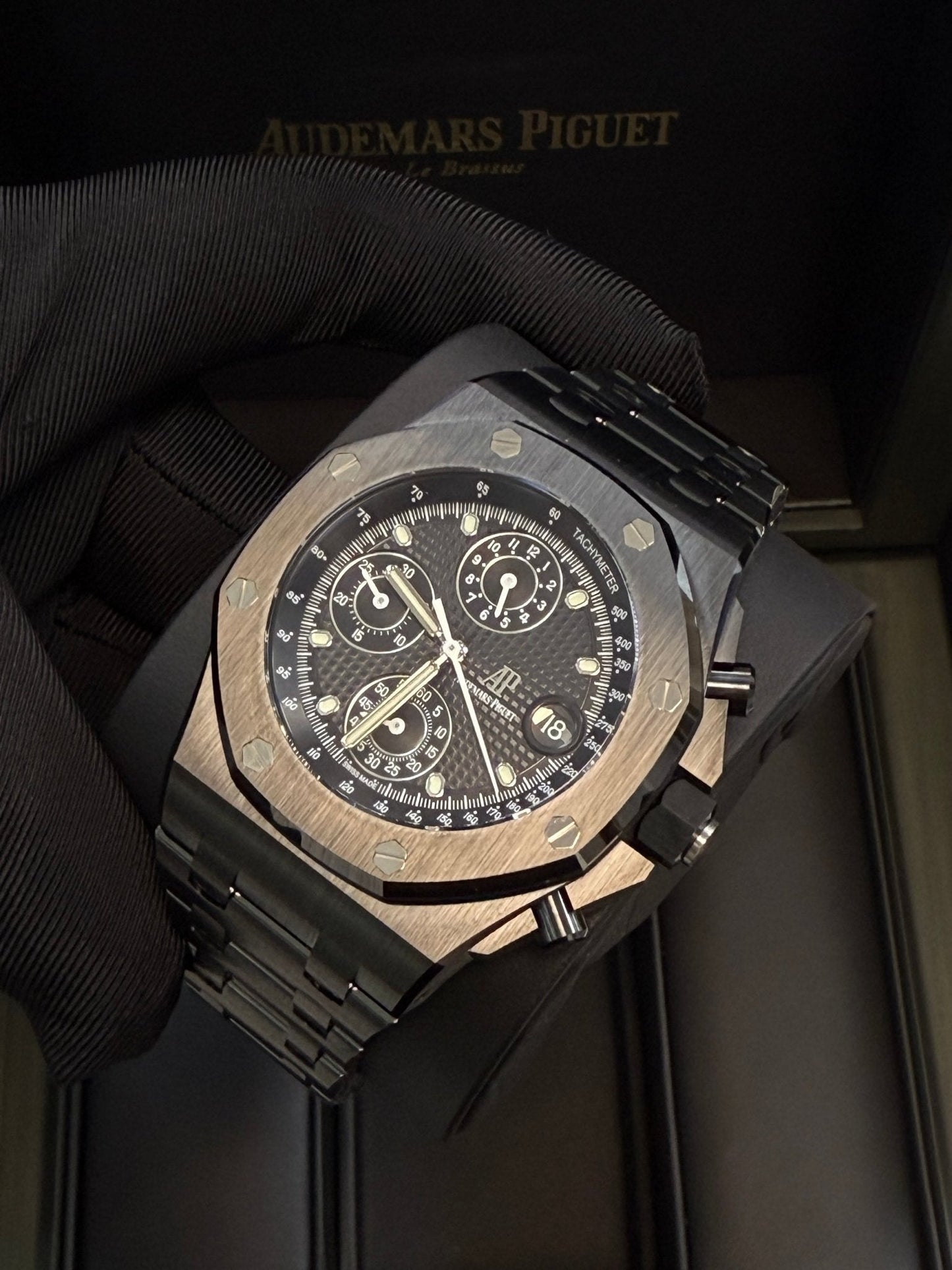 Audemars Piguet Royal Oak Offshore Chronograph Selfwinding Chronograph 42mm Black Dial Ceramic 26238CE.OO.1300CE.01