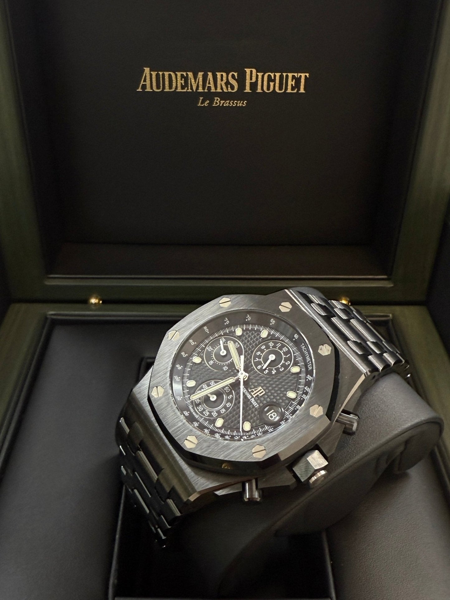 Audemars Piguet Royal Oak Offshore Chronograph Selfwinding Chronograph 42mm Black Dial Ceramic 26238CE.OO.1300CE.01