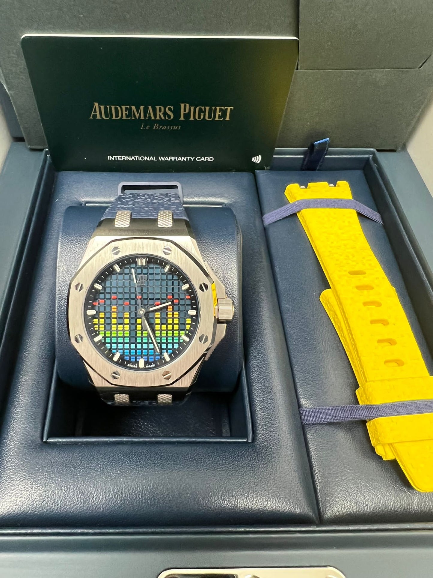 Audemars Piguet Royal Oak Offshore Selfwinding - Music Edition 37 mm 77600TI.OO.A343CA.01