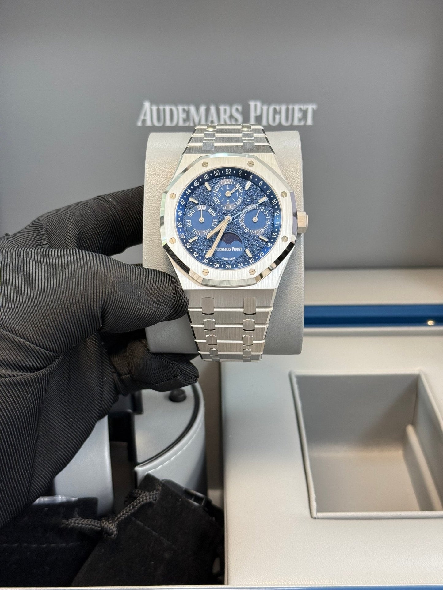 Audemars Piguet Royal Oak Perpetual Calendar “john Mayer” Limited of 200 pieces 41mm White Gold 26574BC.OO.1220BC.02