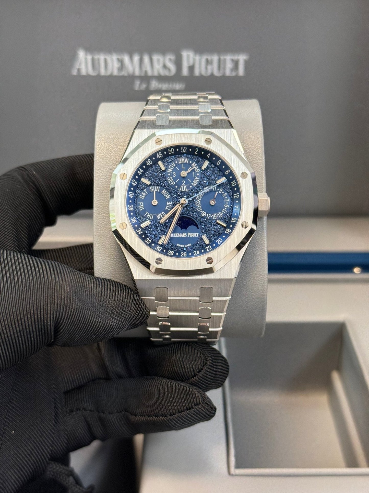 Audemars Piguet Royal Oak Perpetual Calendar “john Mayer” Limited of 200 pieces 41mm White Gold 26574BC.OO.1220BC.02