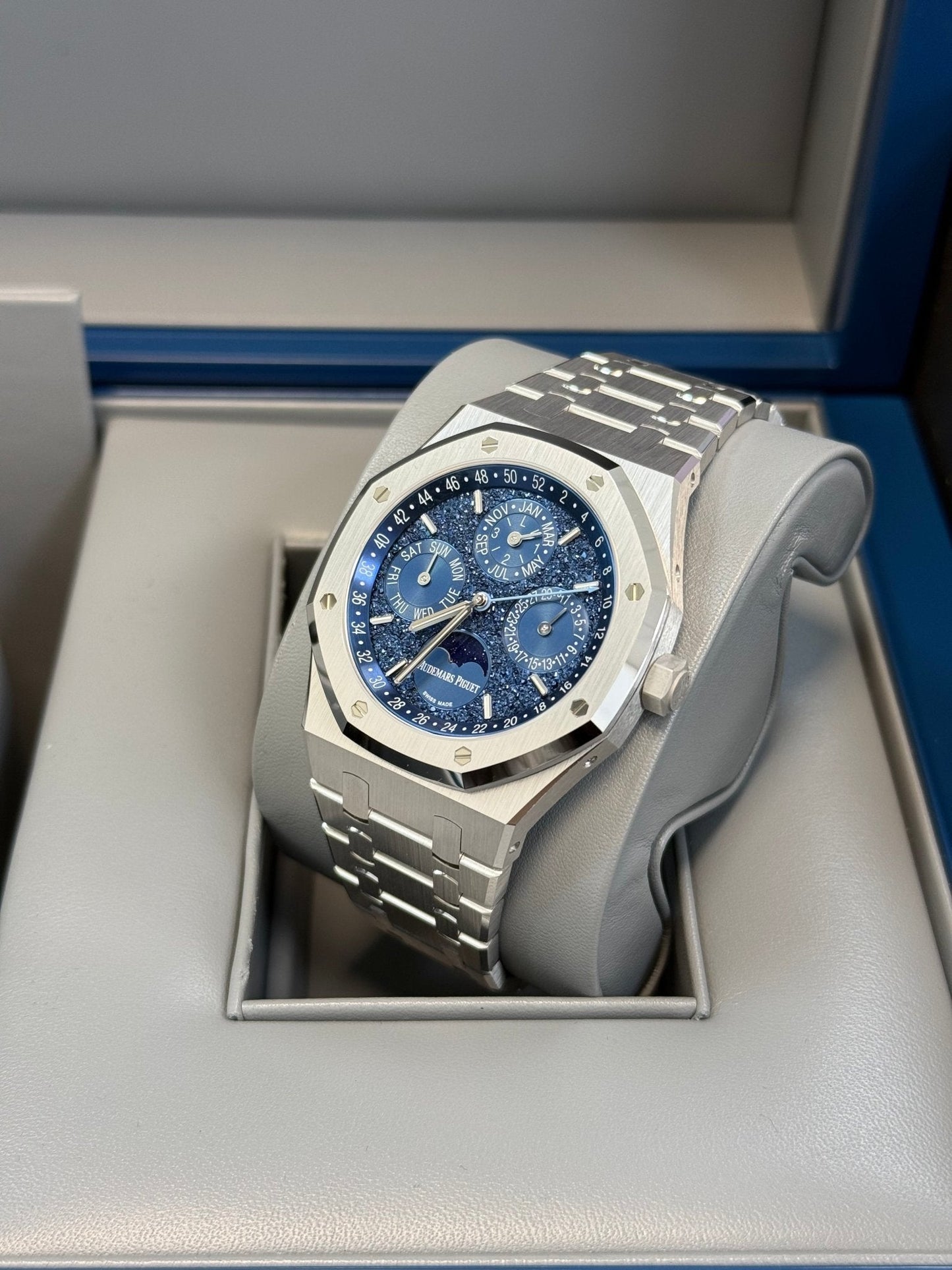 Audemars Piguet Royal Oak Perpetual Calendar “john Mayer” Limited of 200 pieces 41mm White Gold 26574BC.OO.1220BC.02