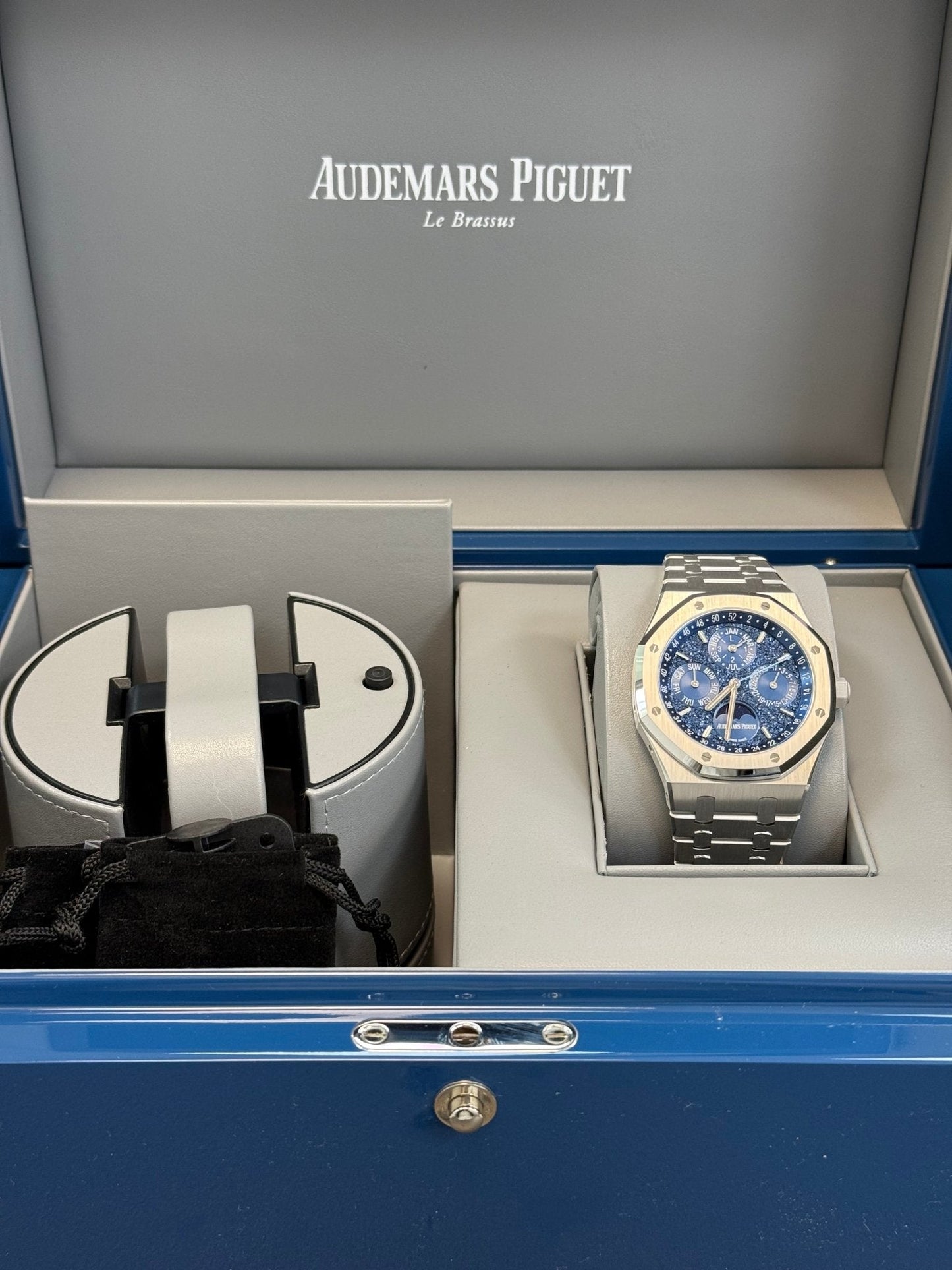 Audemars Piguet Royal Oak Perpetual Calendar “john Mayer” Limited of 200 pieces 41mm White Gold 26574BC.OO.1220BC.02