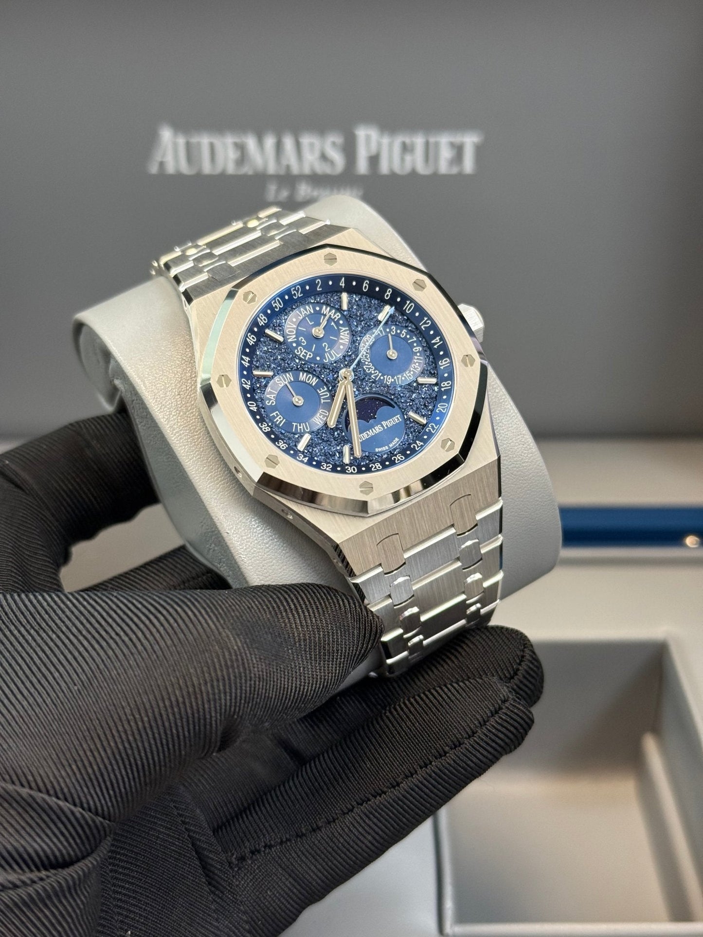 Audemars Piguet Royal Oak Perpetual Calendar “john Mayer” Limited of 200 pieces 41mm White Gold 26574BC.OO.1220BC.02