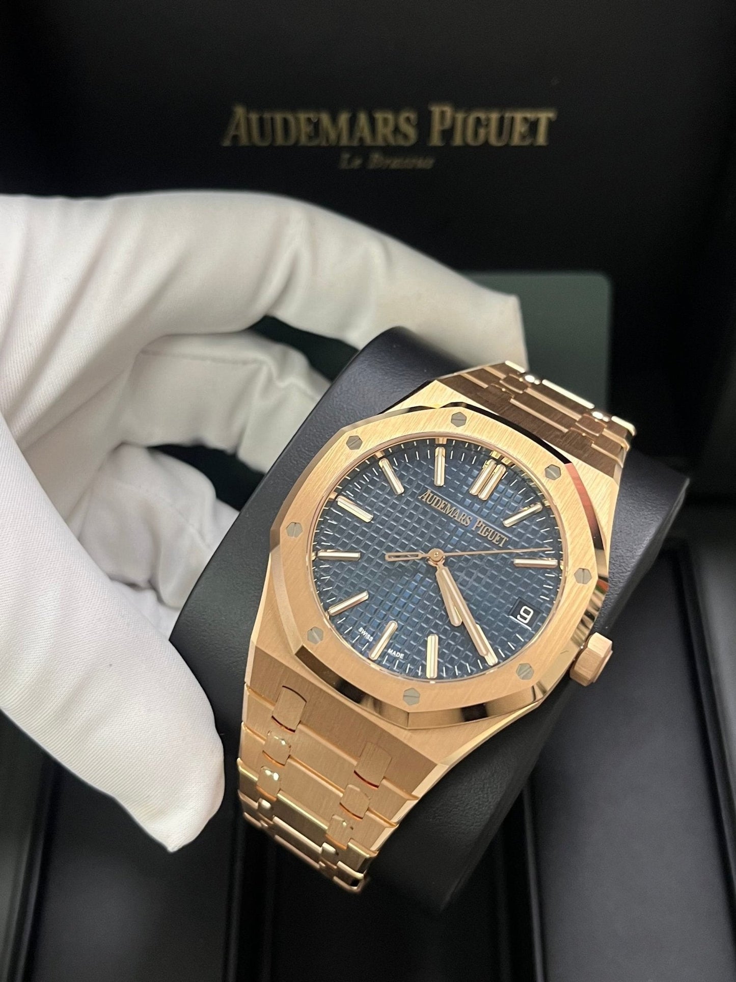 Audemars Piguet Royal Oak Selfwinding 2023 Release ROYAL OAK SELFWINDING Rose Gold Blue Dial 41mm 15510OR.OO.1320OR.03