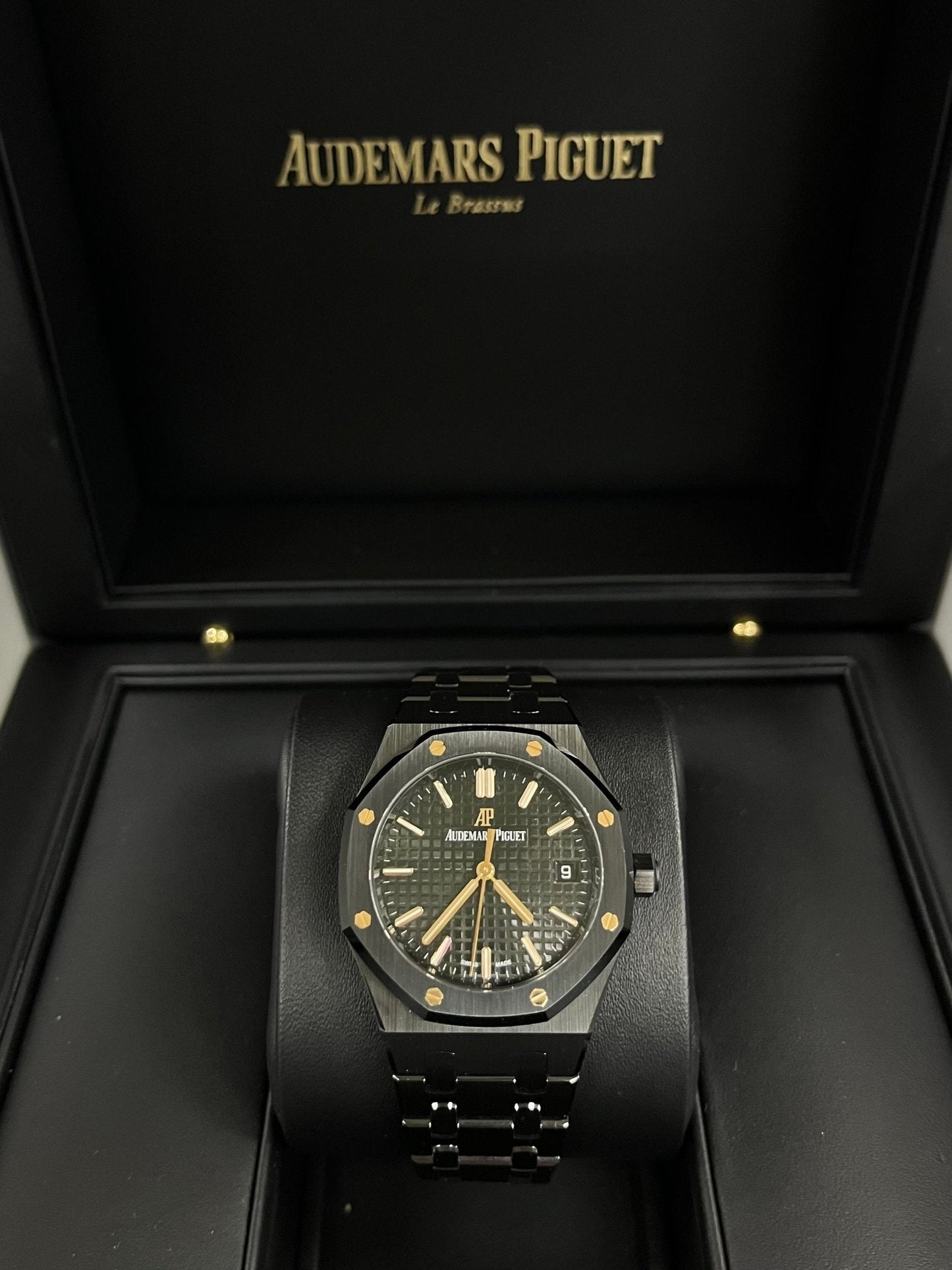 Audemars Piguet Royal Oak Selfwinding 34mm Black Ceramic 77350ce.oo.1266ce.01