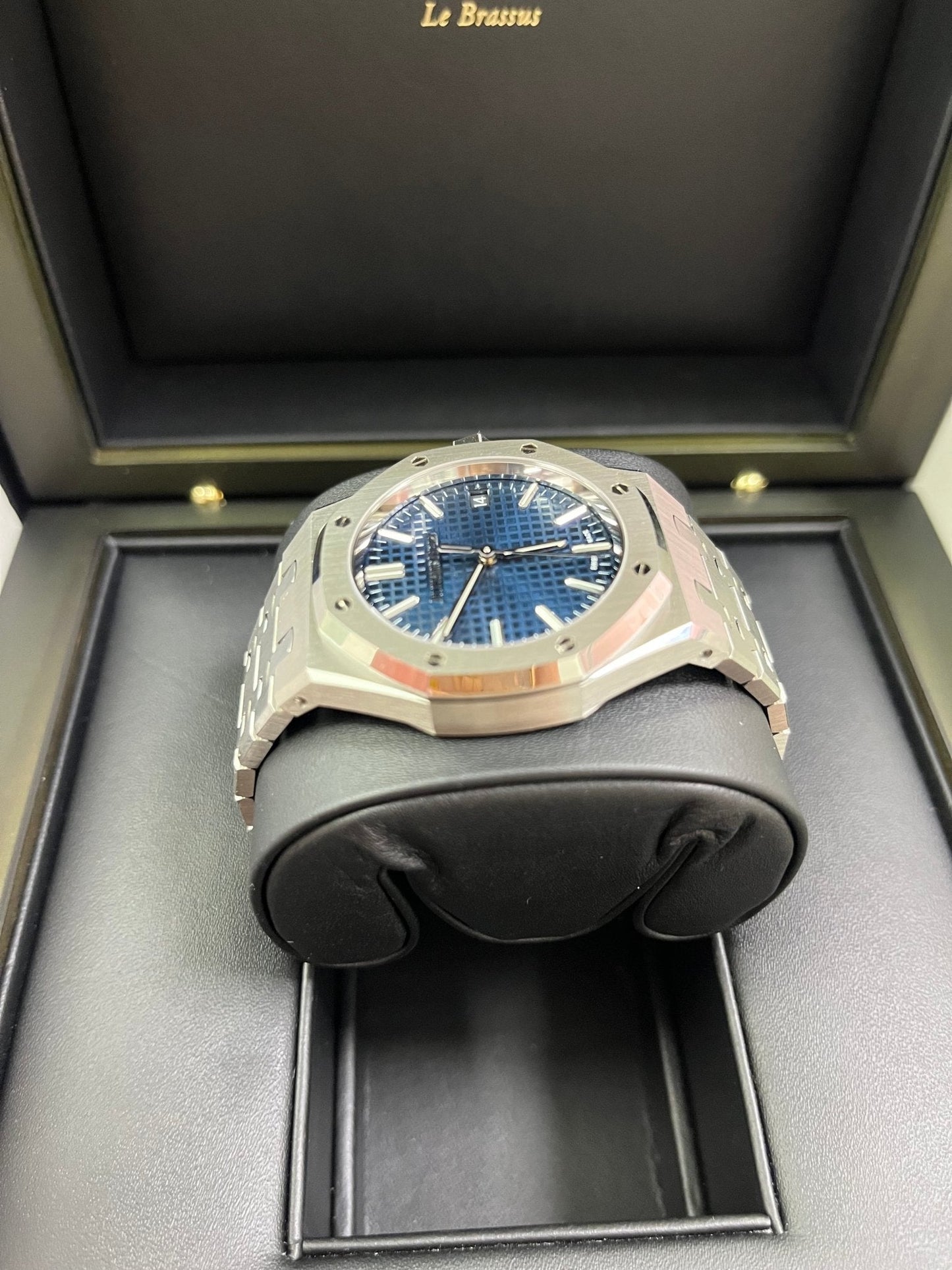 Audemars Piguet Royal Oak Selfwinding 37mm Stainless Steel Blue Dial 50th anniversary 15550ST.OO.1356ST.02