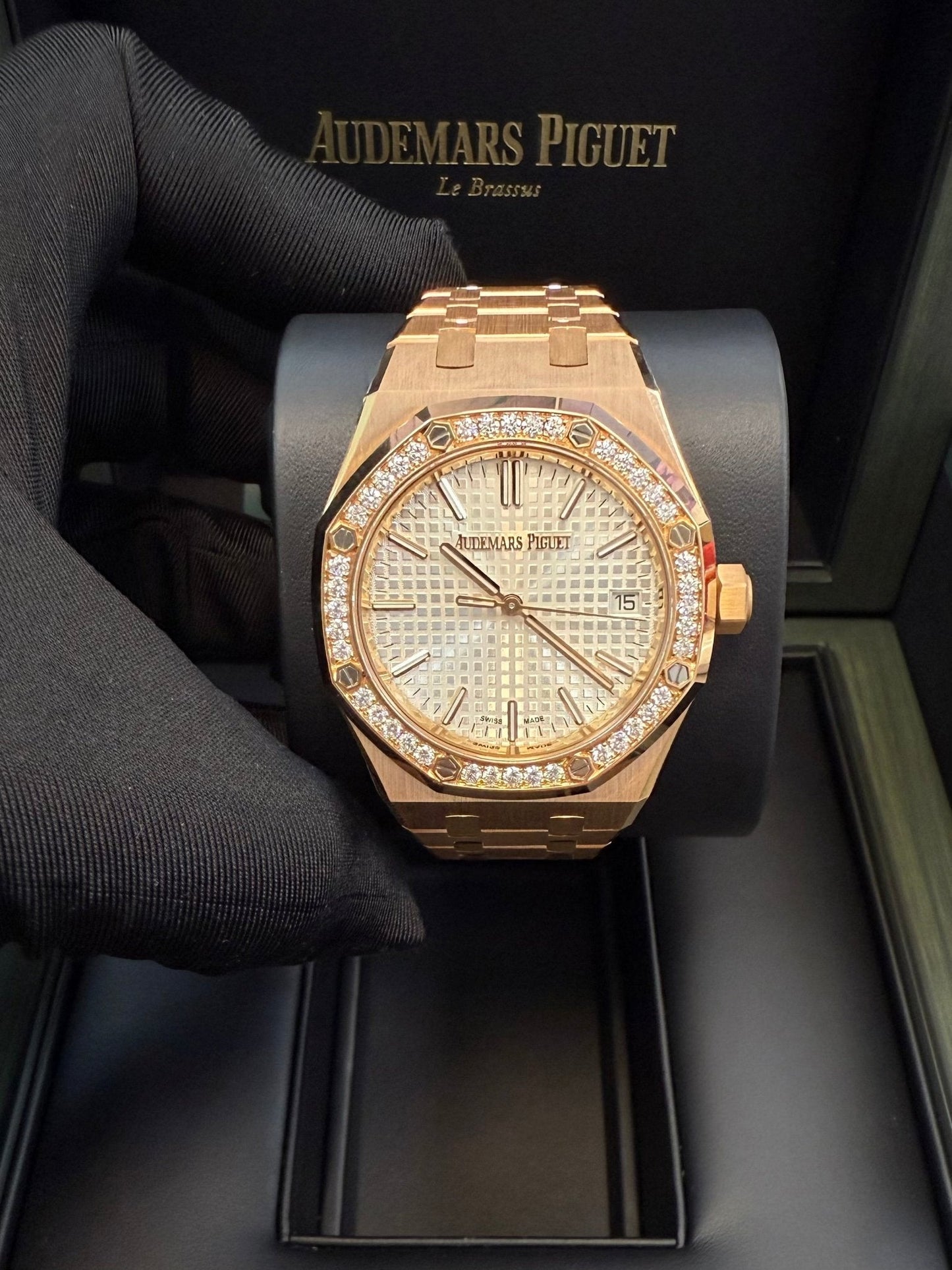 Audemars Piguet Royal Oak Selfwinding "50th Anniversary" 15551OR.ZZ.1356OR.01