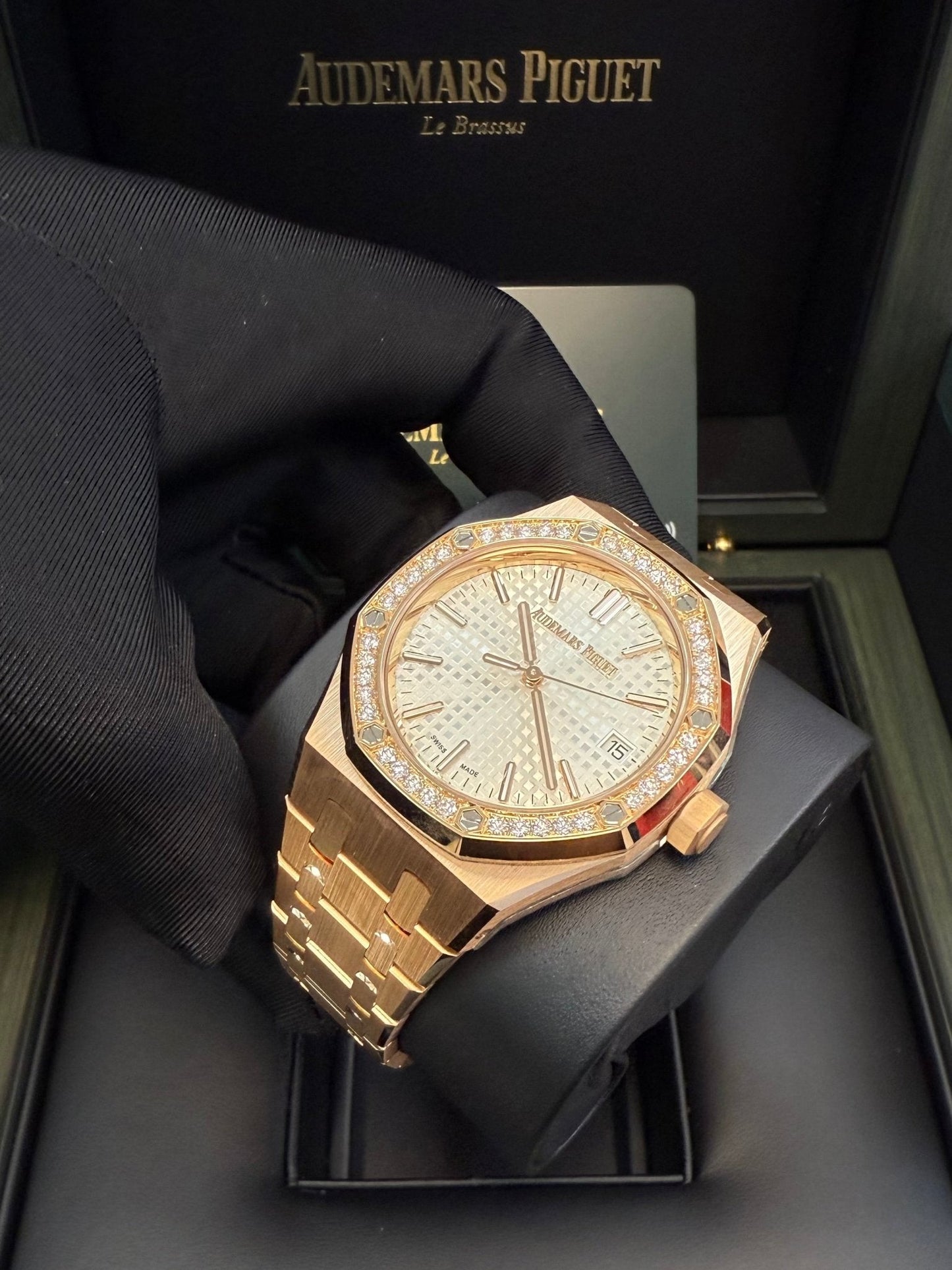 Audemars Piguet Royal Oak Selfwinding "50th Anniversary" 15551OR.ZZ.1356OR.01