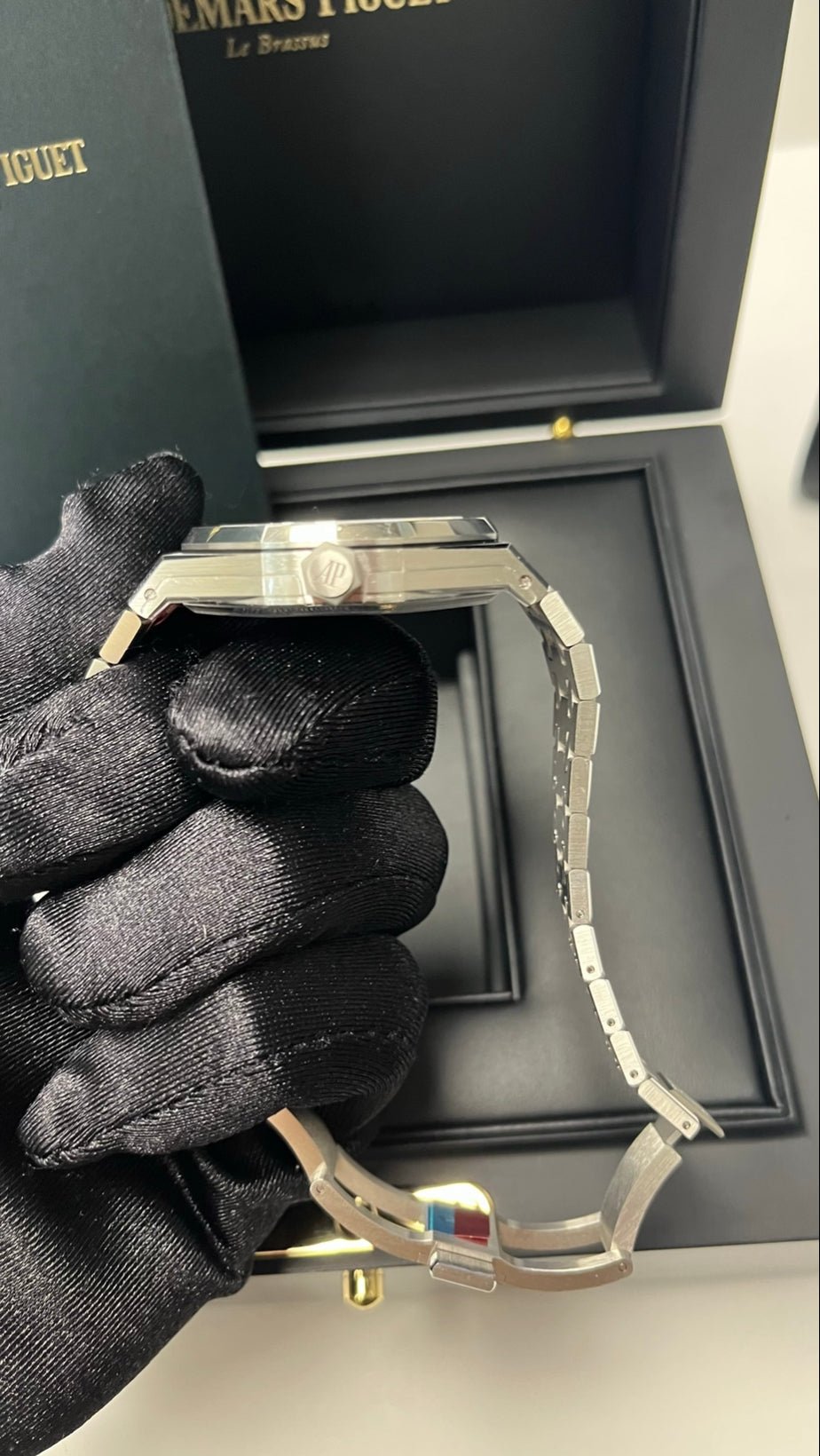 Audemars Piguet Royal Oak Selfwinding 50th Anniversary 2022 37mm 15550ST.OO.1356ST.01