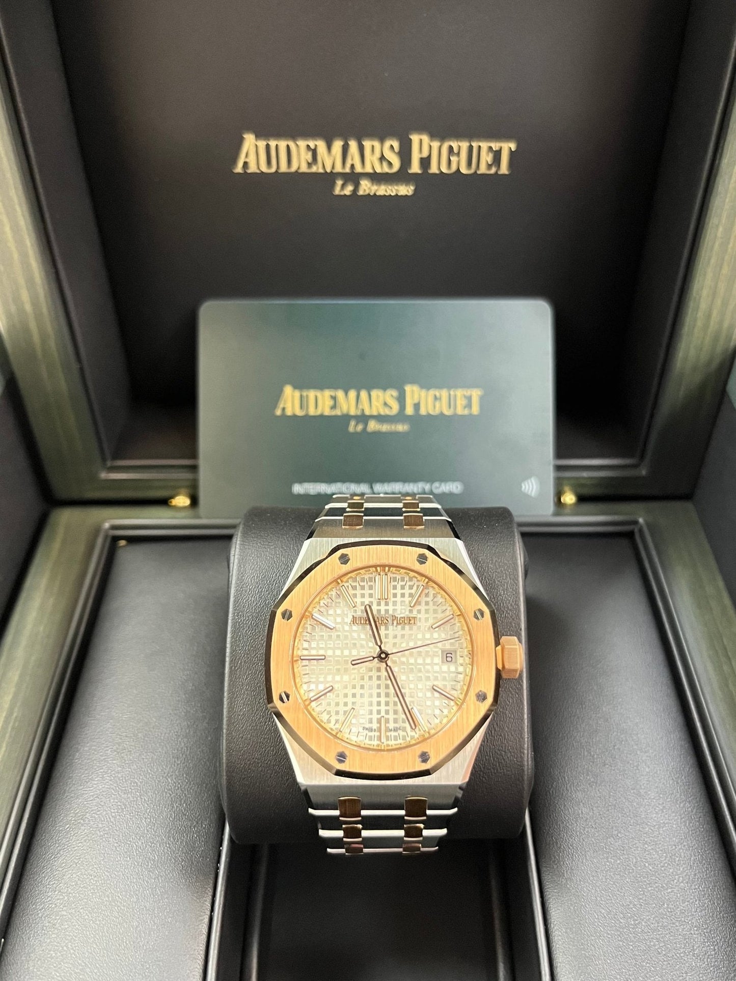 Audemars Piguet Royal Oak Selfwinding "50th Anniversary" 37mm 15550SR.OO.1356SR.01