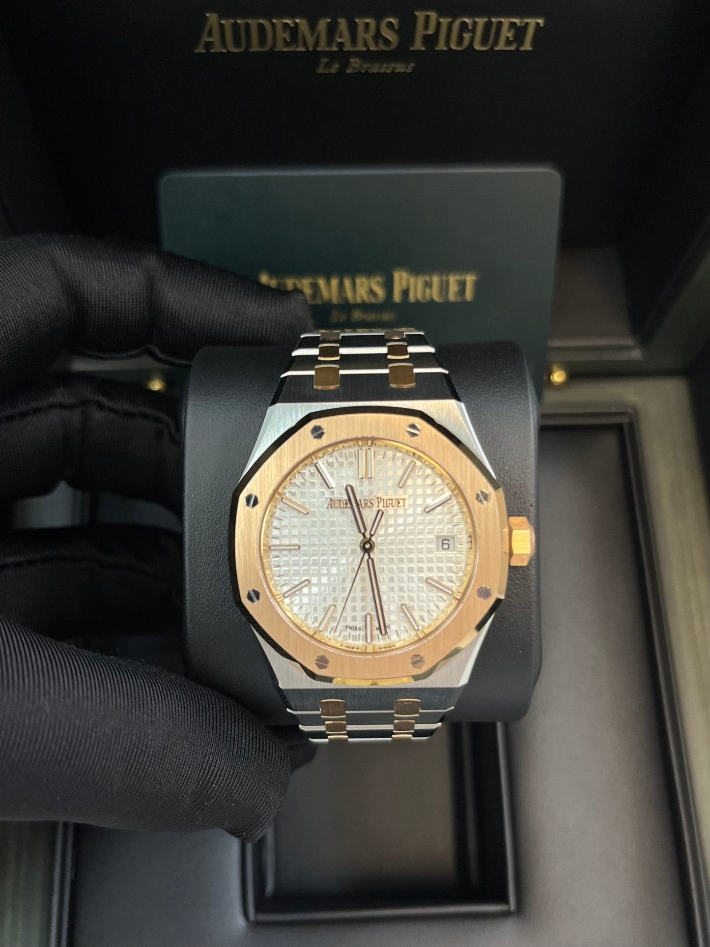 Audemars Piguet Royal Oak Selfwinding "50th Anniversary" 37mm 15550SR.OO.1356SR.01