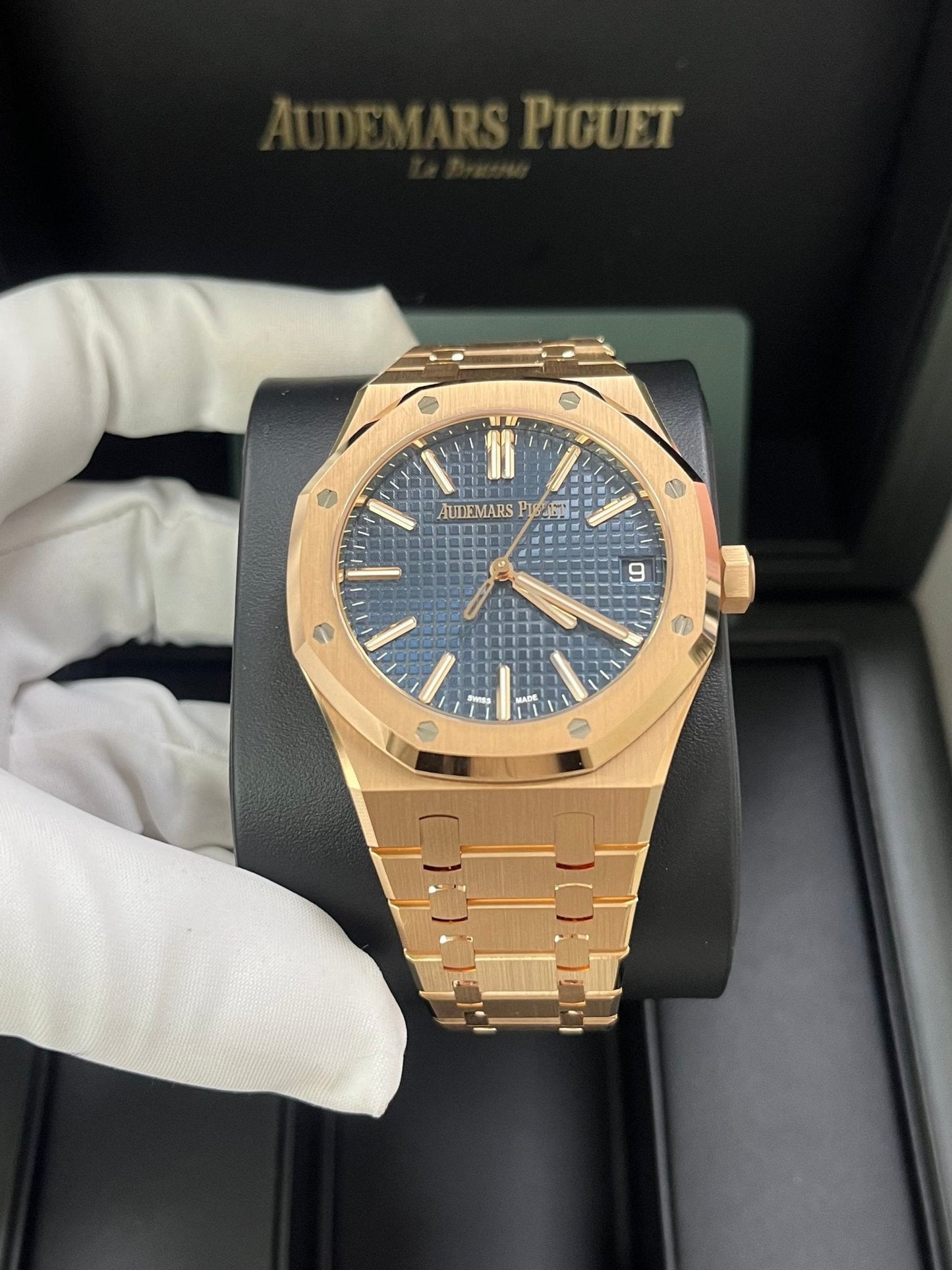 Audemars Piguet Royal Oak Selfwinding "50th Anniversary" Blue Dial 15510OR.OO.1320OR.01