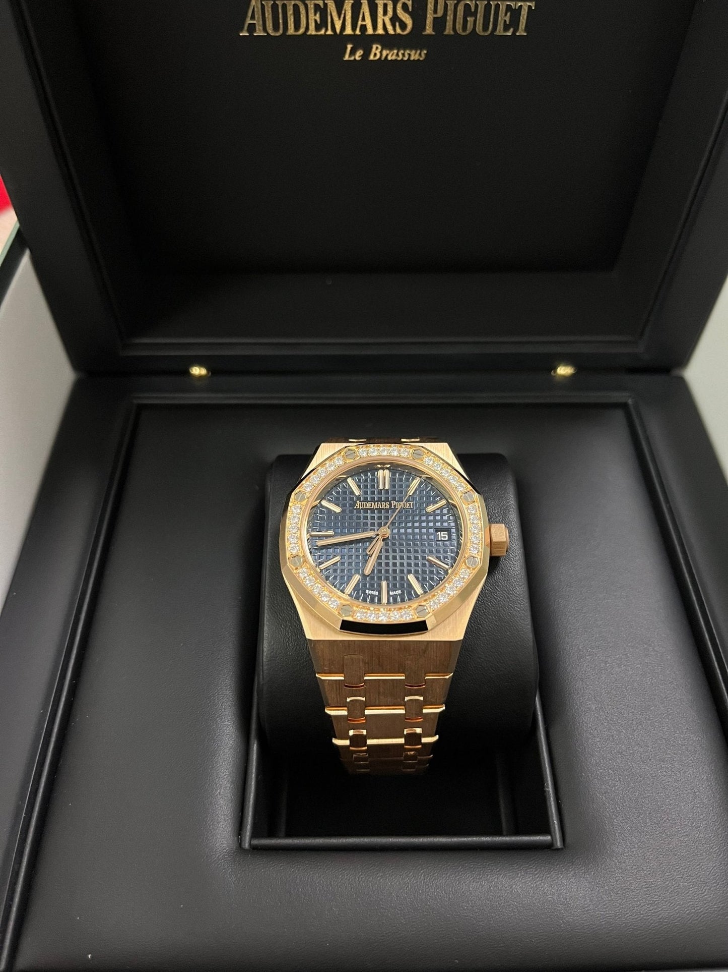 Audemars Piguet Royal Oak Selfwinding 50th Anniversary Blue Dial 15551OR.ZZ.1356OR.02