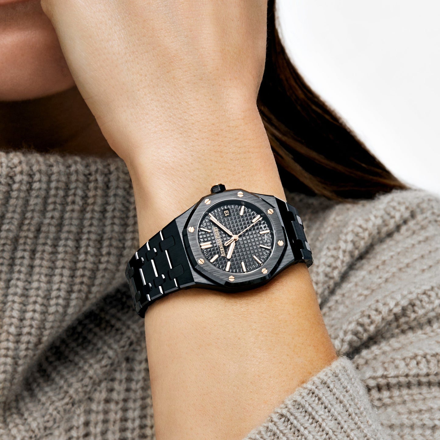 Audemars Piguet Royal Oak Selfwinding 77350CE.OO.1266CE.01 'Ladies' Black Ceramic Black Dial