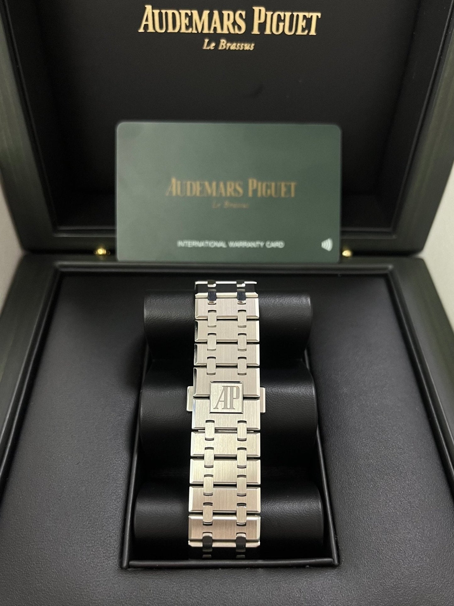 Audemars Piguet ROYAL OAK SELFWINDING CHRONOGRAPH “50TH ANNIVERSARY” STEEL BRACELET BLACK DIAL (Ref # 26240ST.OO.1320ST.02)