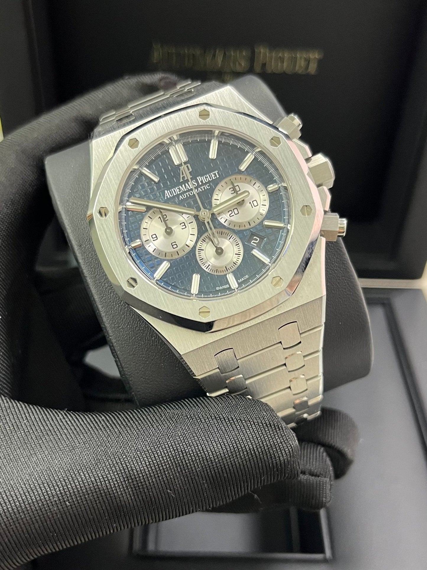 Audemars Piguet Royal Oak Selfwinding Chronograph/ Stainless Steel/ Blue Dial/ Silver Sub-Dials (Ref#26331ST.OO.1220ST.01)