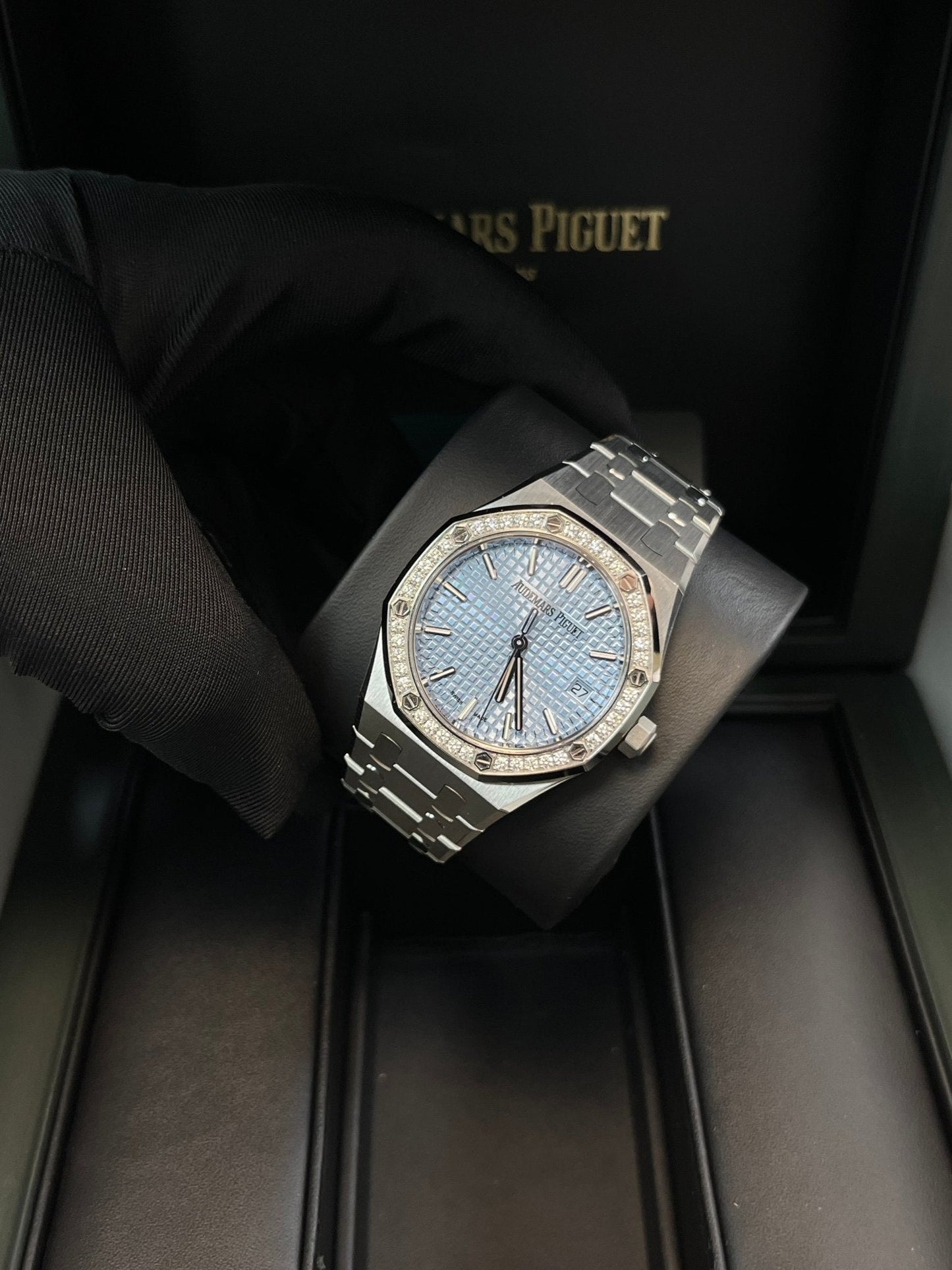 Audemars Piguet Royal Oak Selfwinding Ice Blue Dial 77451ST.ZZ.1361ST.03