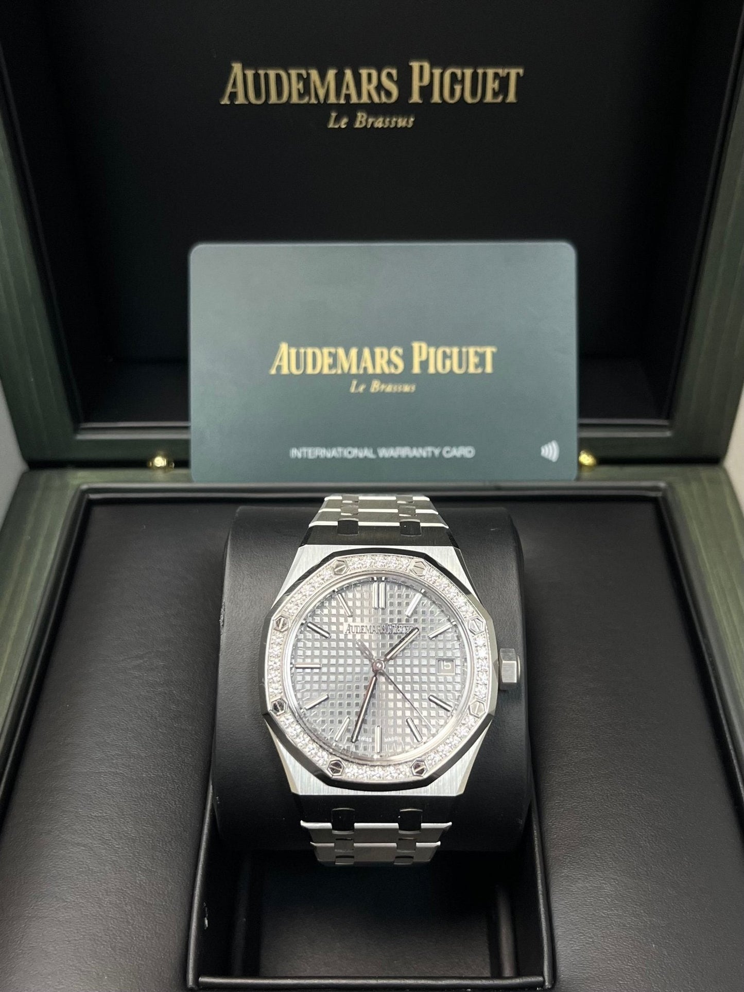 Audemars Piguet Royal Oak Selfwinding (Ref# 15551ST.ZZ.1356ST.06)