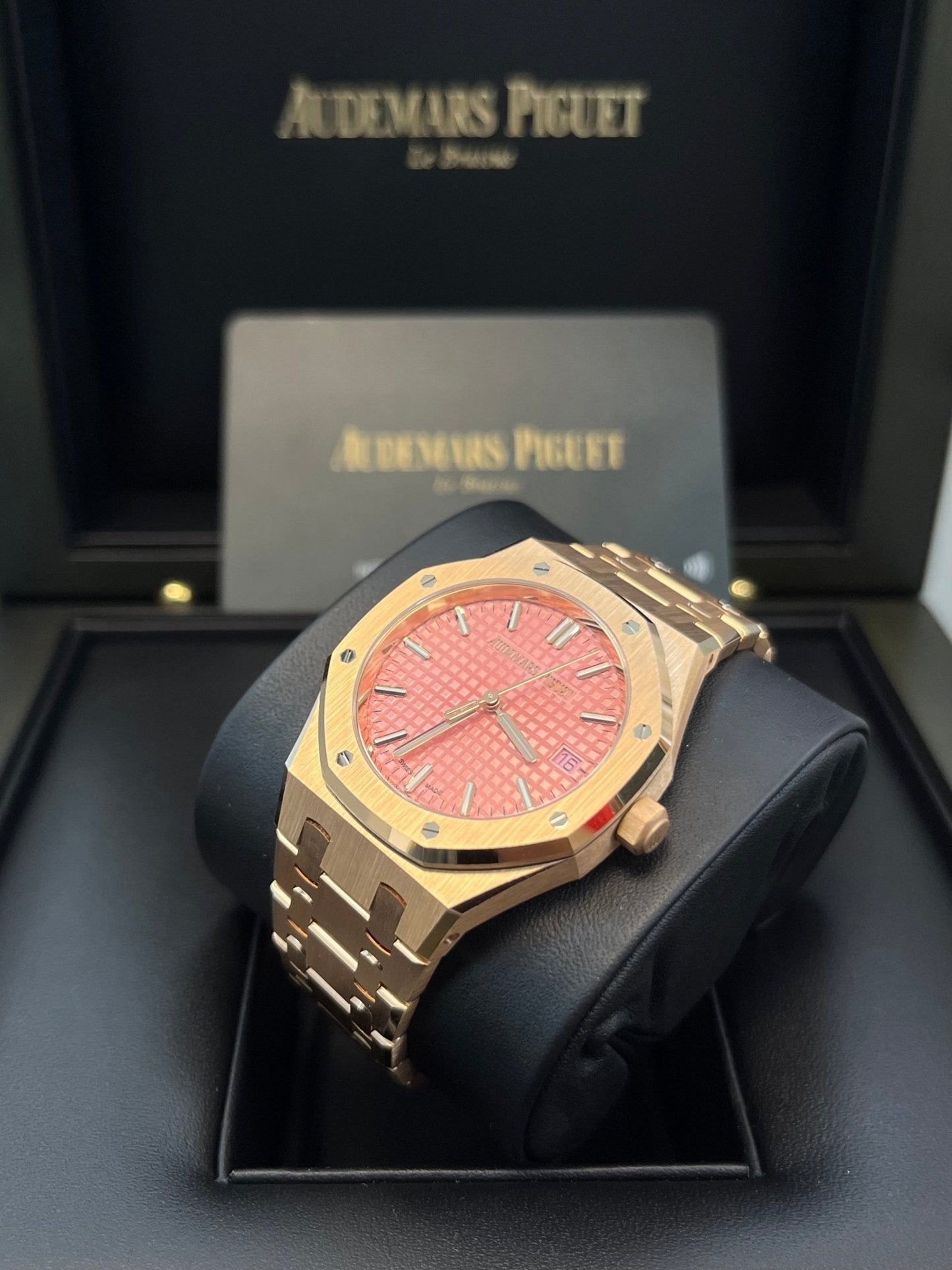 Audemars Piguet Royal Oak Selfwinding Rose Gold Pink Dial 34mm Royal Oak Selfwinding Ref. 77450OR.OO.1361OR.01