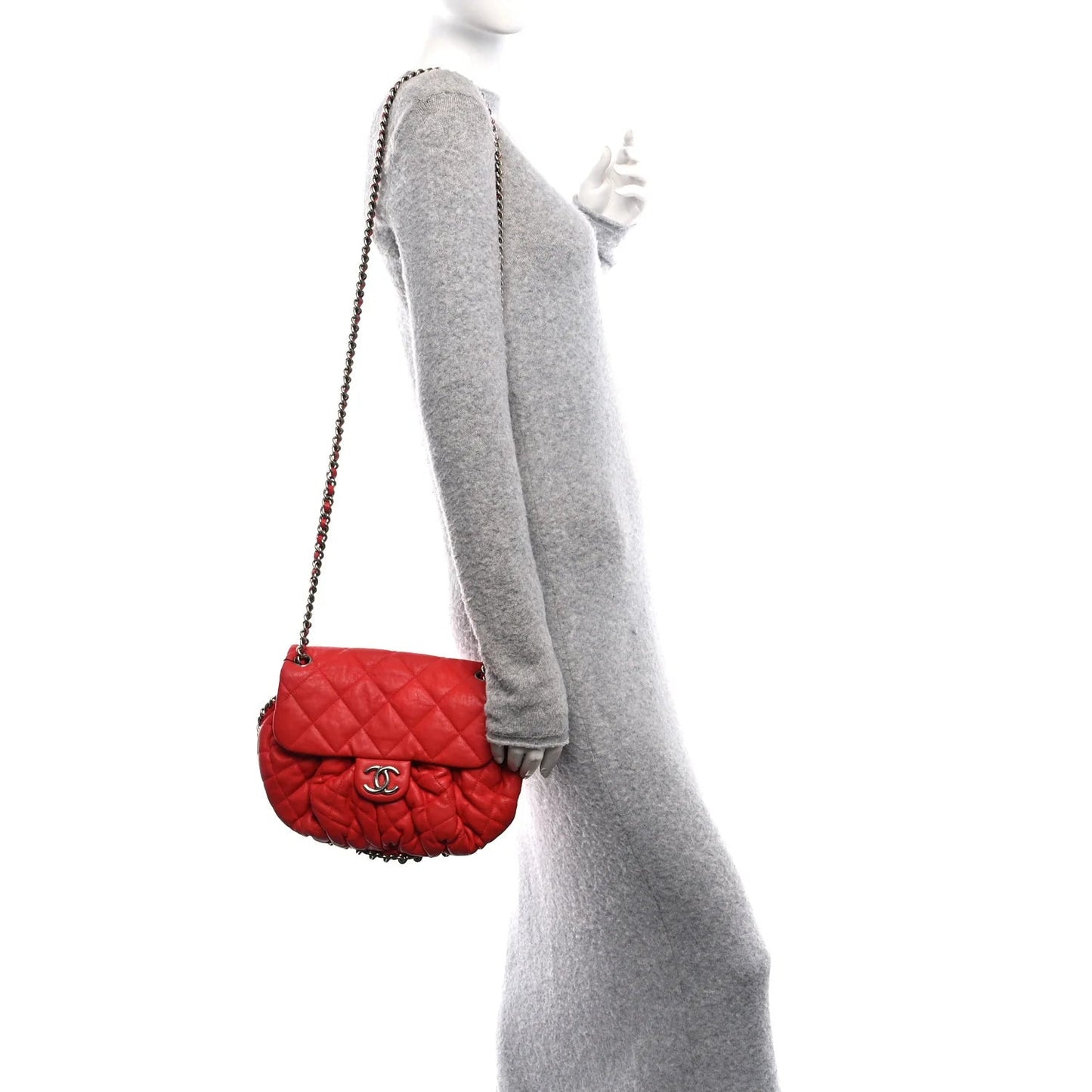 Washed Lambskin Quilted Medium Chain around Messenger Red