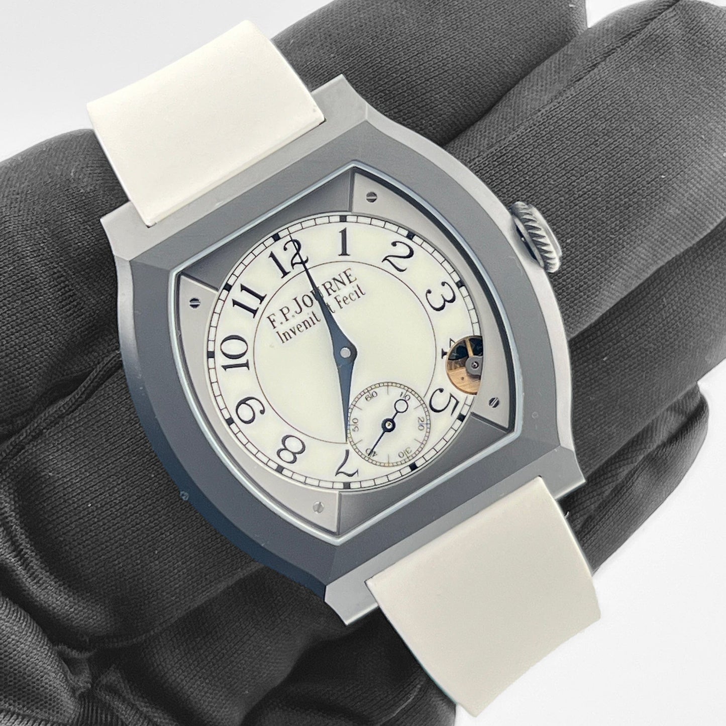 F.P.Journe Élégante 40 Ref. ELT Titalyt Luminescent White Dial
