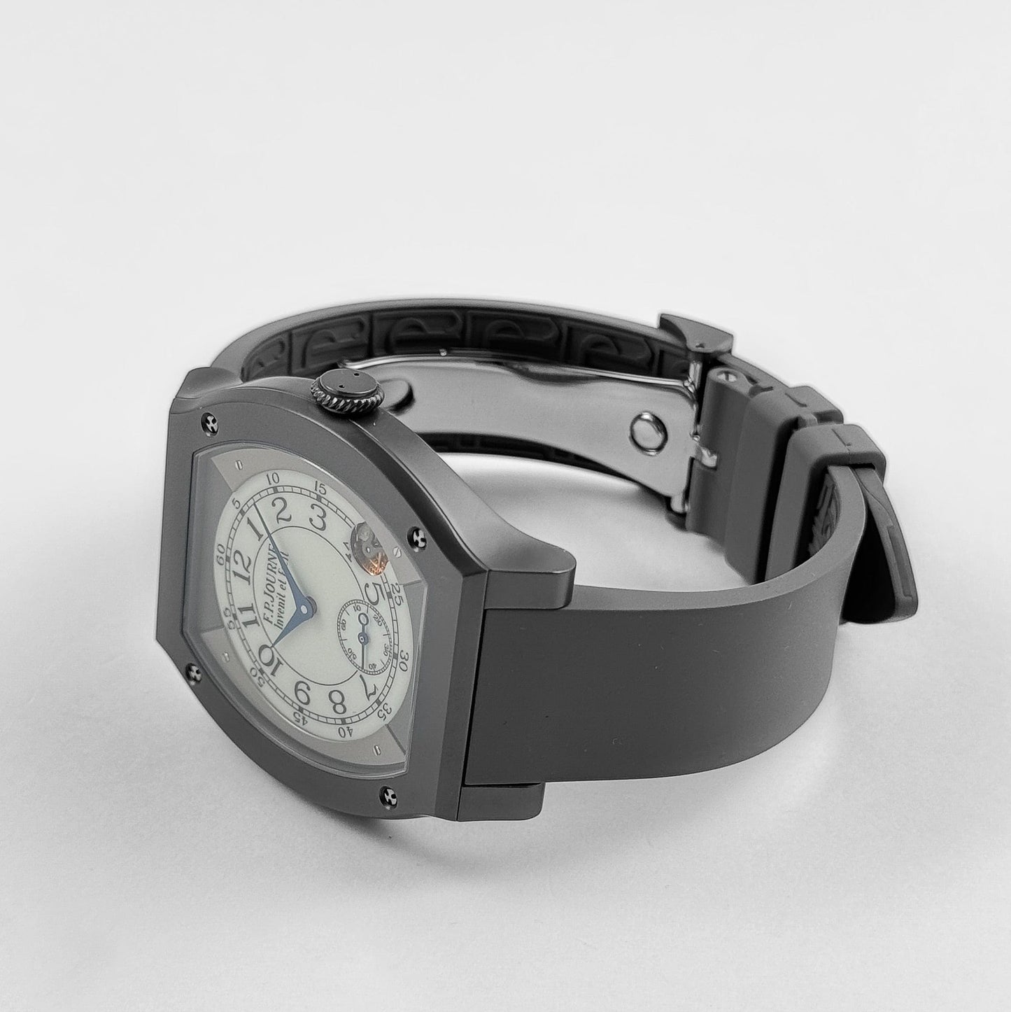 F.P.Journe Élégante 48 Ref. ELHT Titalyt Luminescent White Dial (2019)