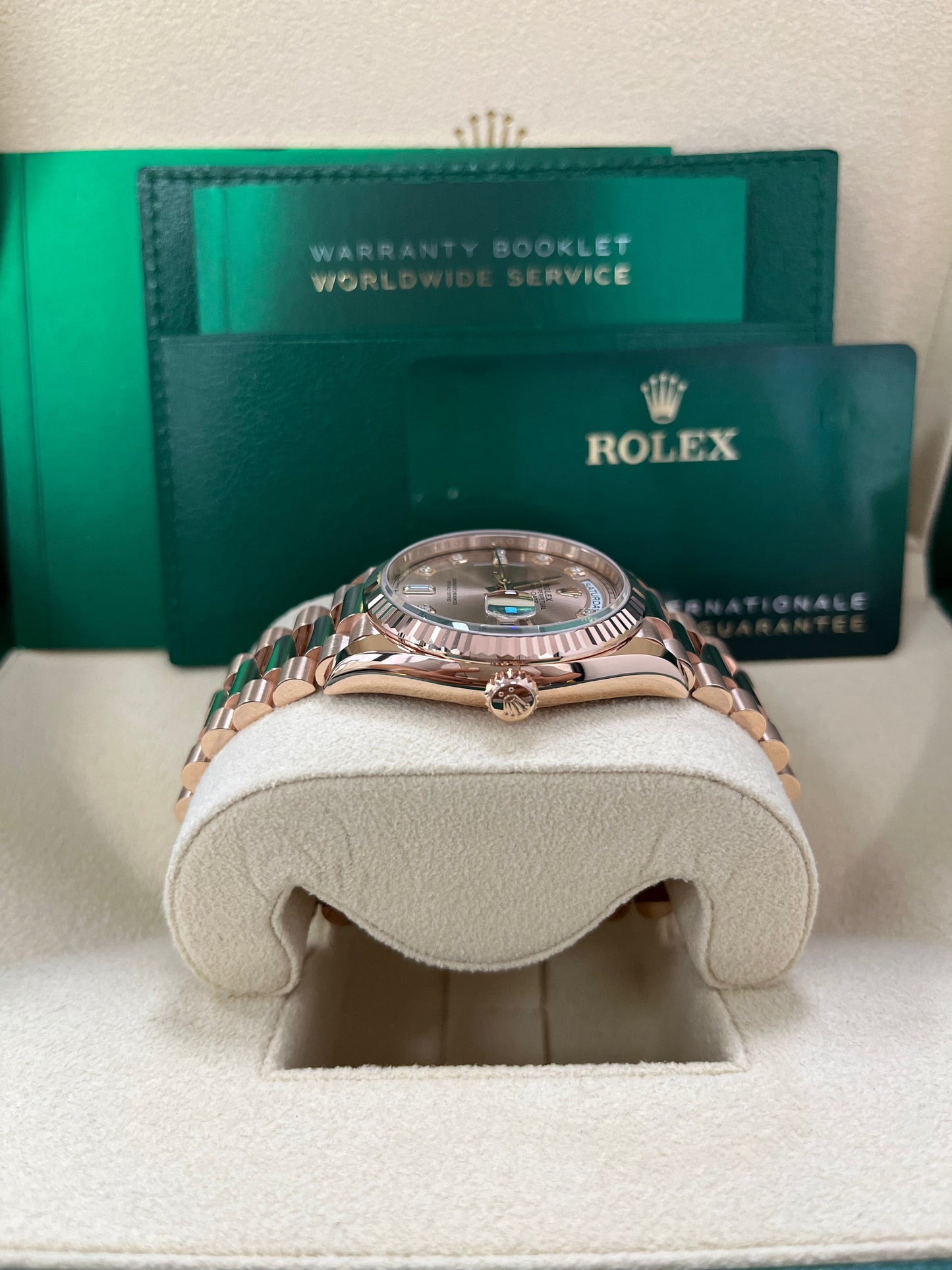 Rolex Day-Date 36 Everose Gold Day-Date 36 Watch - Fluted Bezel - Rosé Diamond Dial - President 128235