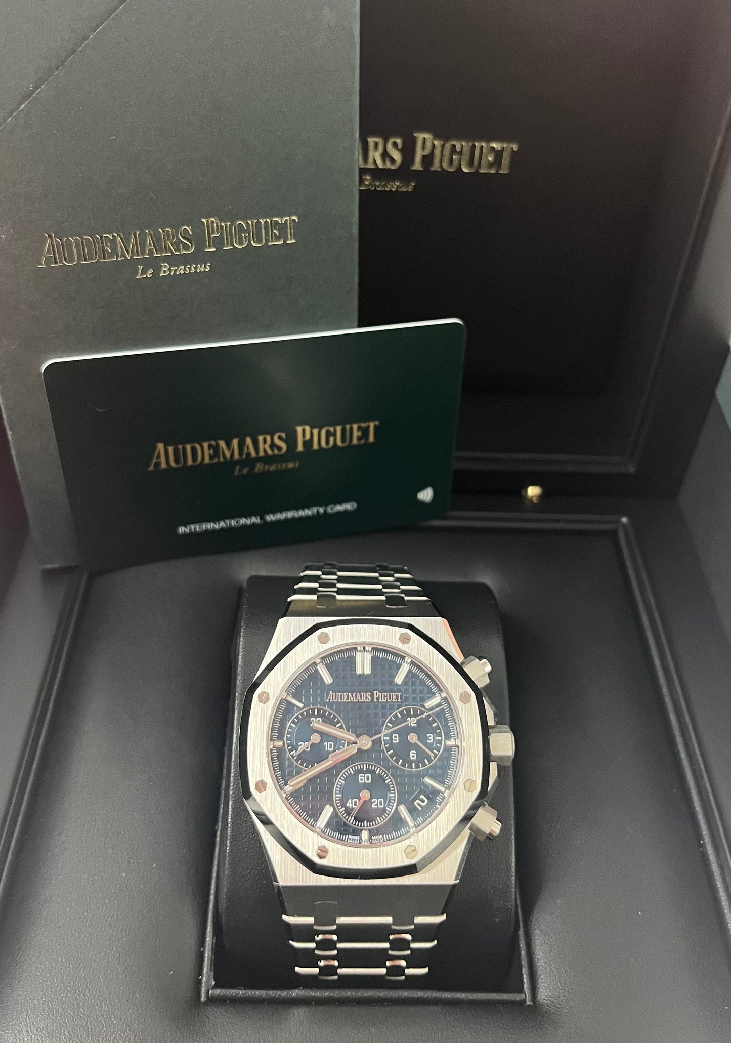 Audemars Piguet ROYAL OAK “50TH ANNIVERSARY” STEEL BRACELET BLUE DIAL 26240ST.OO.1320ST.01 deposit