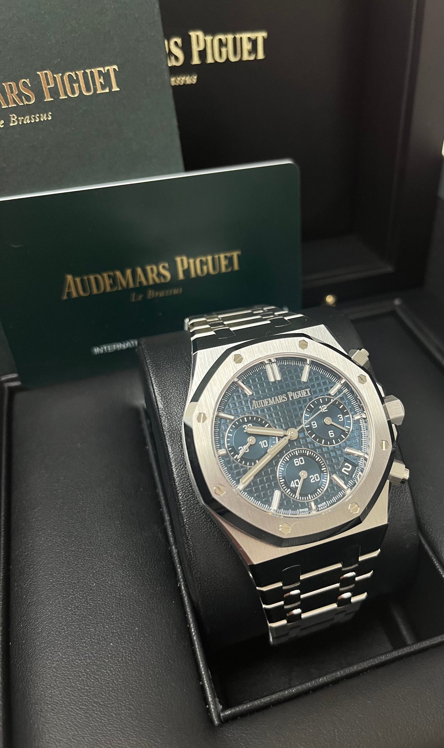 Audemars Piguet ROYAL OAK “50TH ANNIVERSARY” STEEL BRACELET BLUE DIAL 26240ST.OO.1320ST.01 deposit