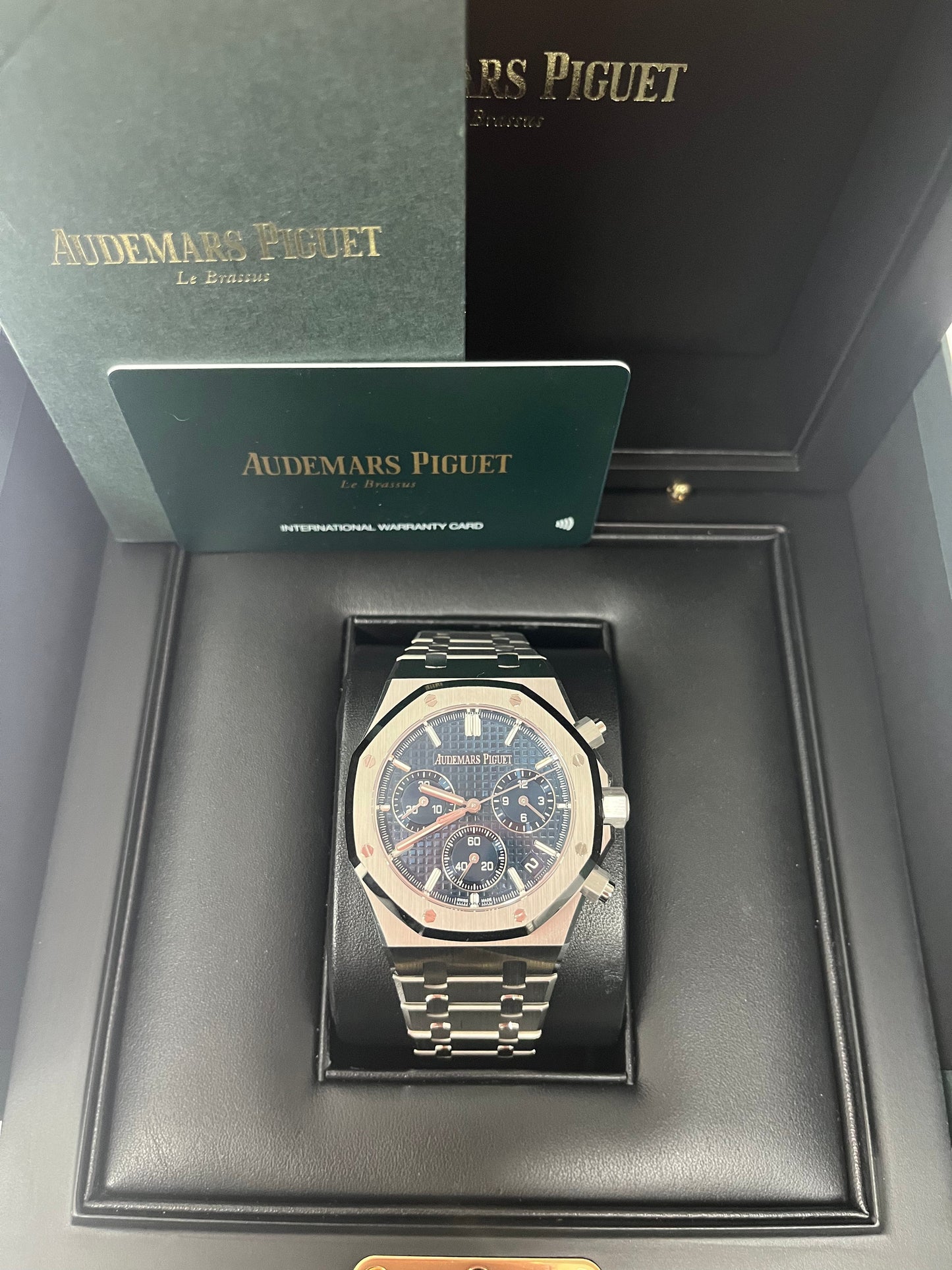 Audemars Piguet ROYAL OAK “50TH ANNIVERSARY” STEEL BRACELET BLUE DIAL 26240ST.OO.1320ST.01 deposit