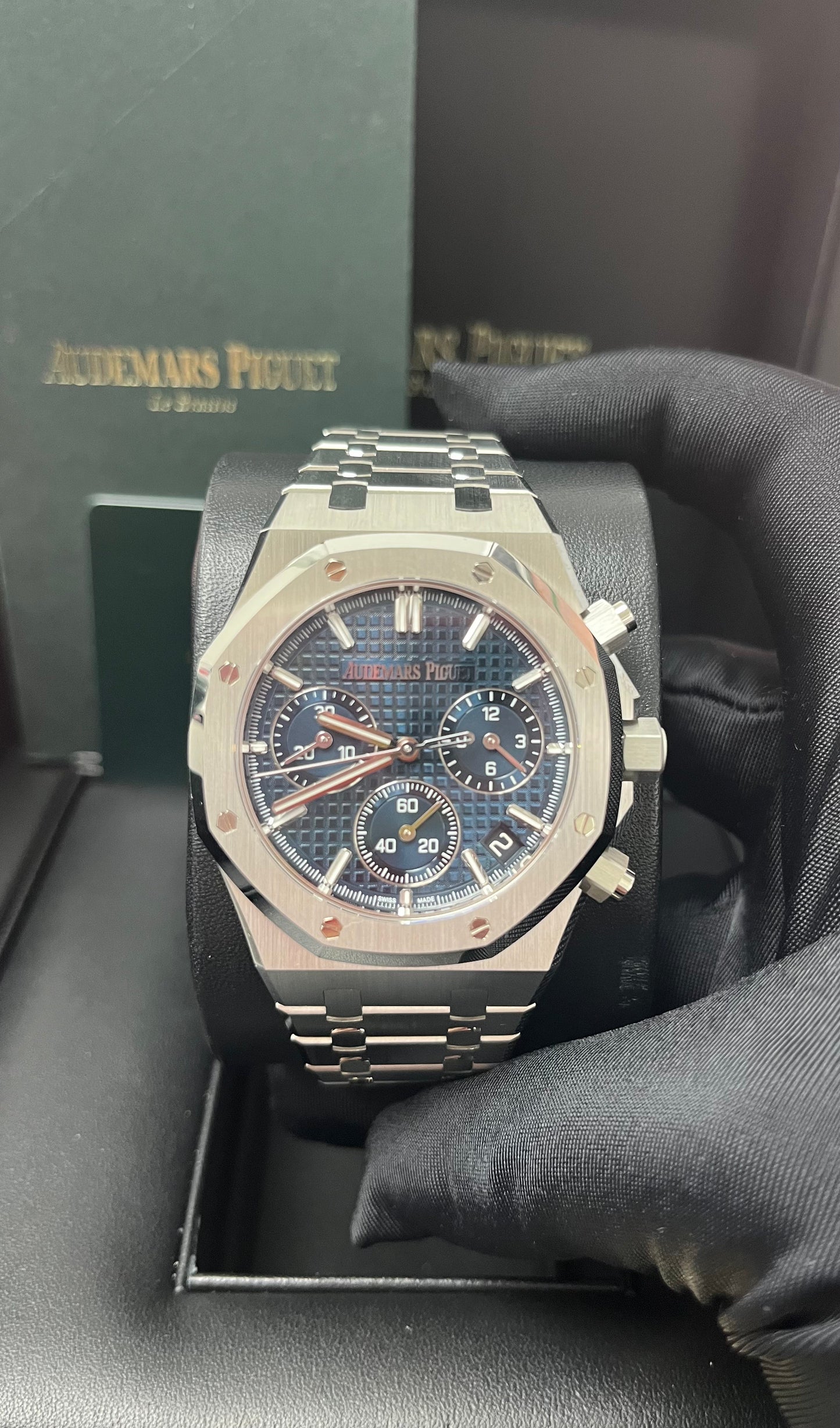 Audemars Piguet ROYAL OAK “50TH ANNIVERSARY” STEEL BRACELET BLUE DIAL 26240ST.OO.1320ST.01 deposit