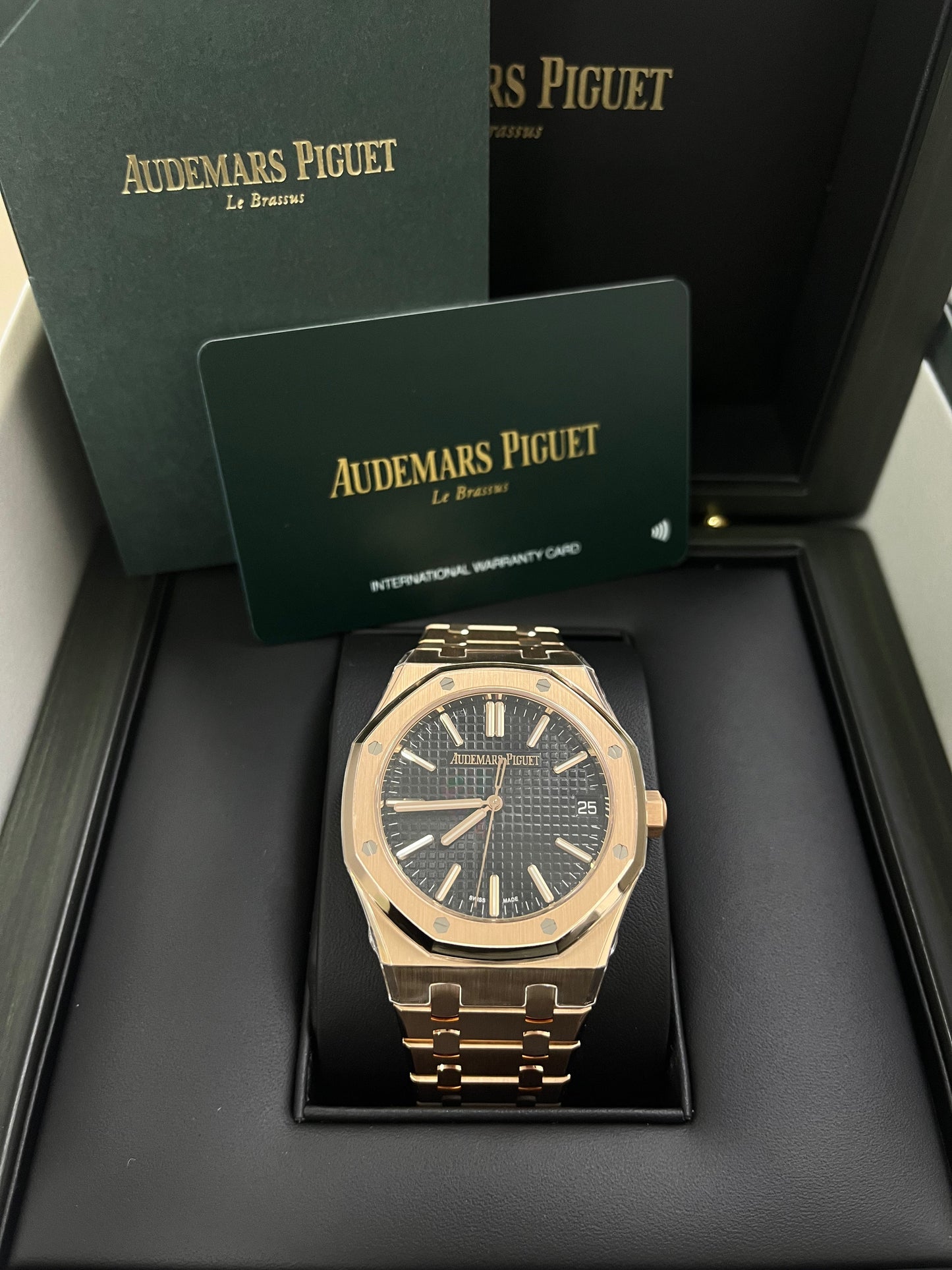 Audemars Piguet Royal Oak Rose Gold 41mm New 2023 Black Dial 15510OR.OO.1320OR.04