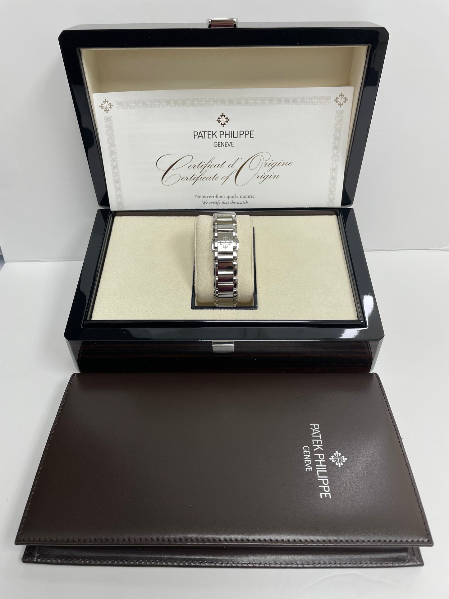 Patek Philippe Twenty~4 Automatic Gray Sunburst  Dial Ladies Watch (Ref # 7300/1200A-010)