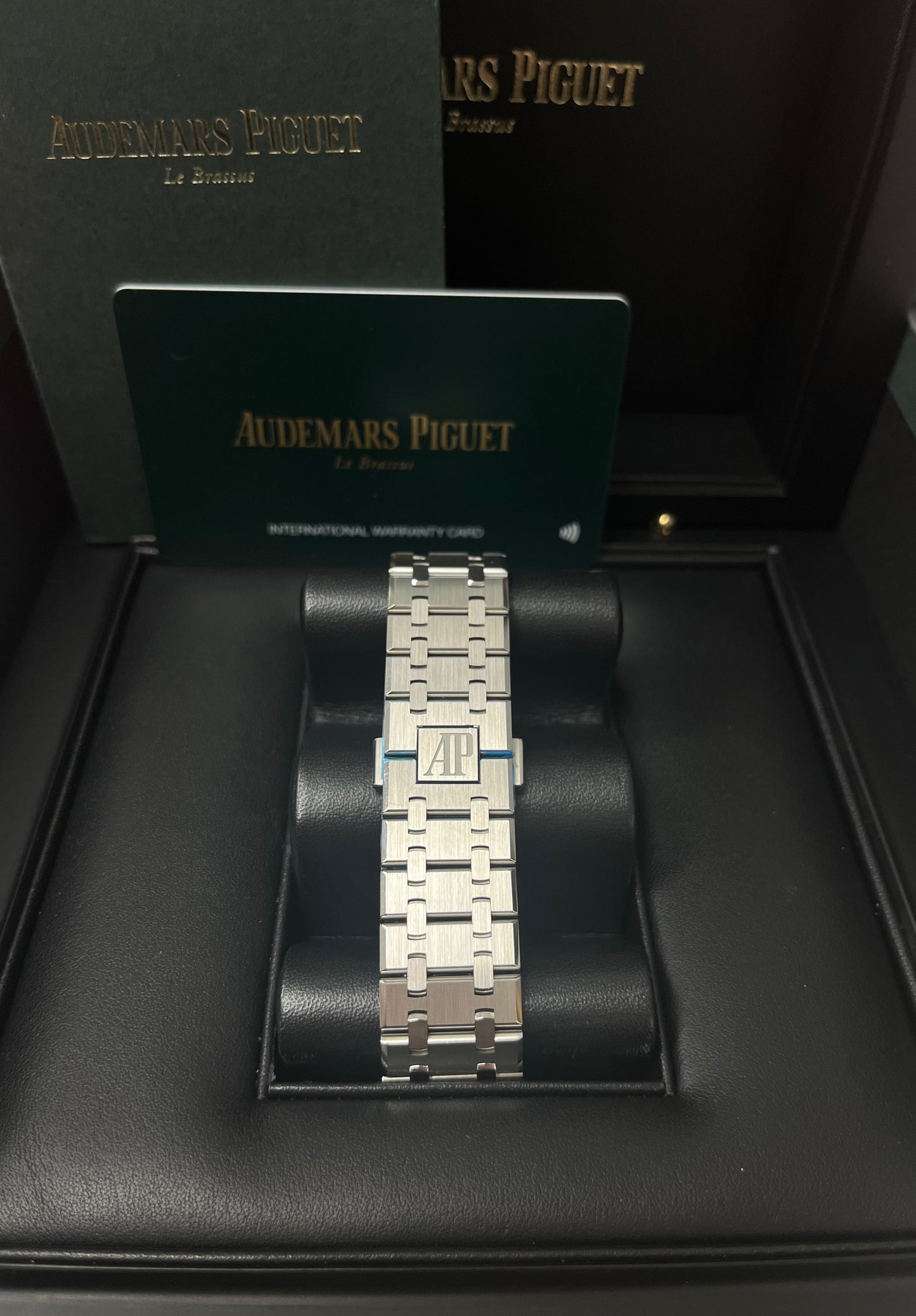 Audemars Piguet ROYAL OAK “50TH ANNIVERSARY” STEEL BRACELET BLUE DIAL 26240ST.OO.1320ST.01 deposit