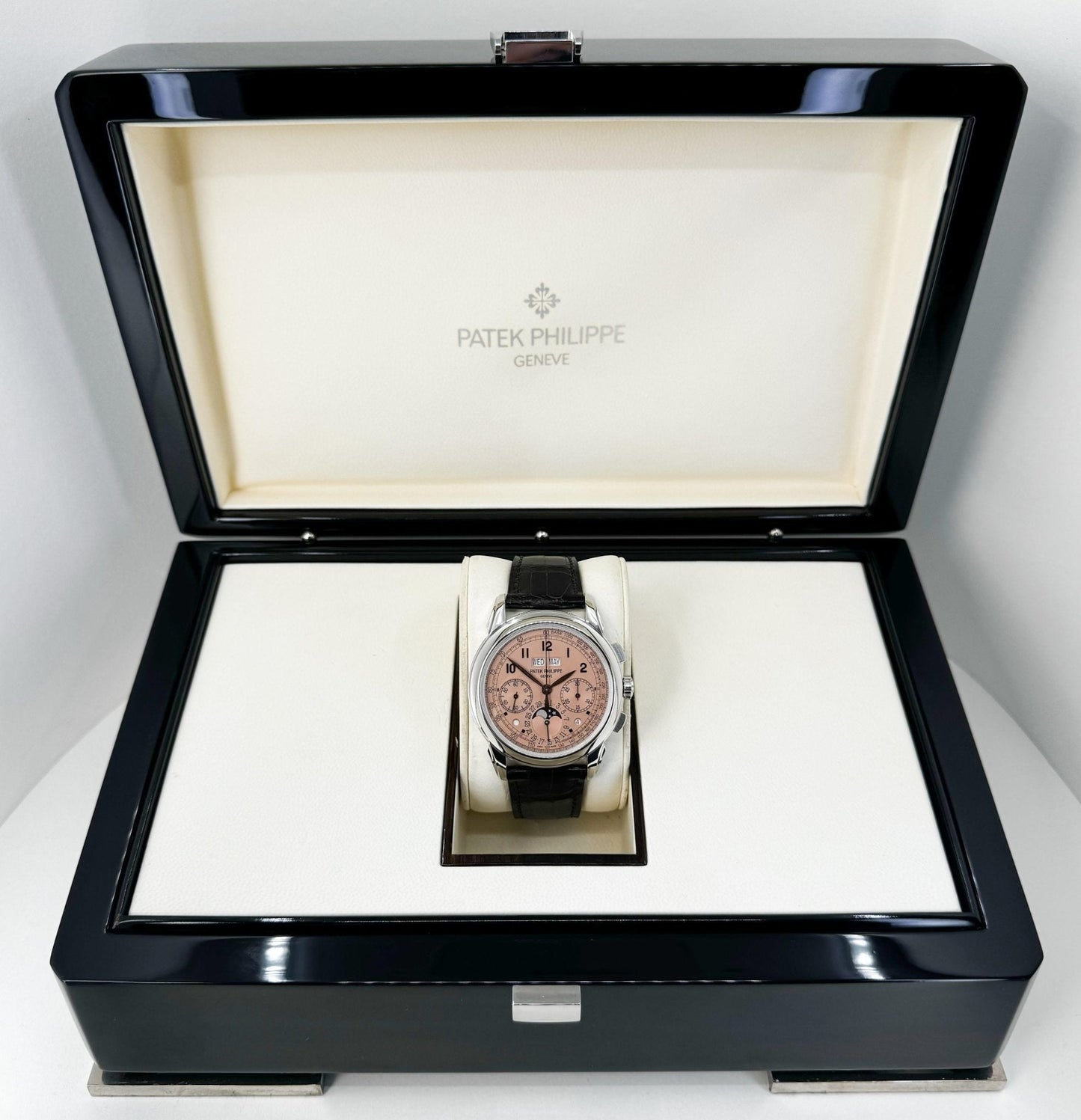 Patek Philippe 41mm Grand Complications Chronograph Perpetual Calendar - Platinum - Golden Opaline Dial Opaline Dial 5270P