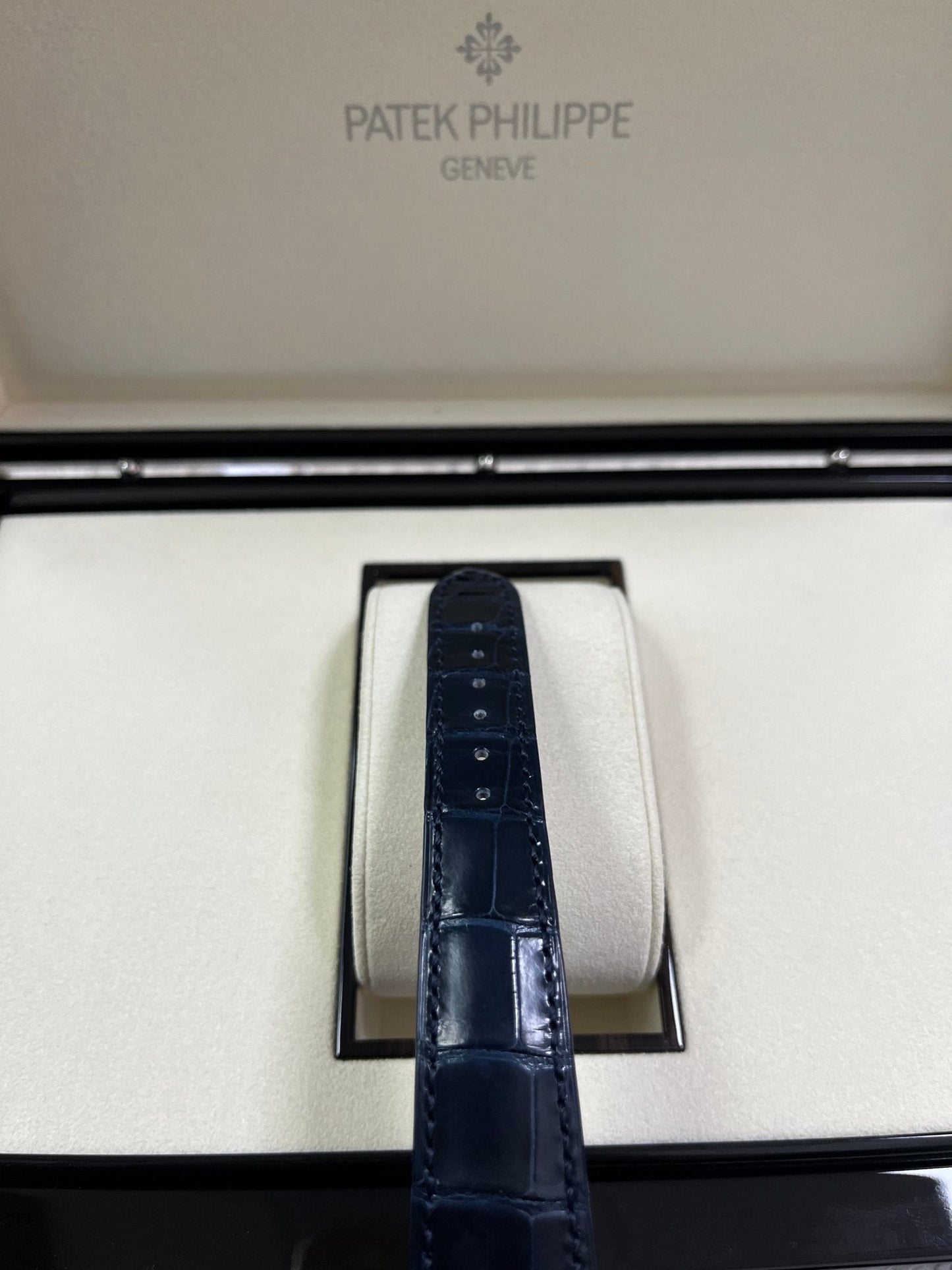 Patek Philippe Annual Calendar Blue Dial 2024 5396G-017