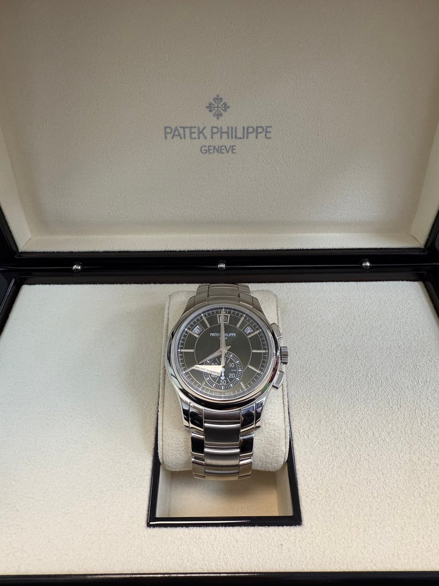 Patek Philippe Annual Calendar Complications Green Dial (Reference # 5905/1A-001)