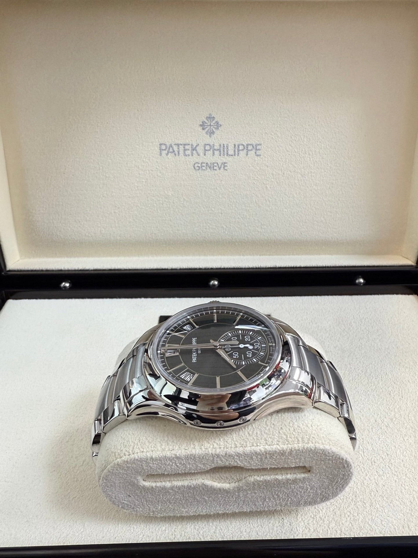 Patek Philippe Annual Calendar Complications Green Dial (Reference # 5905/1A-001)