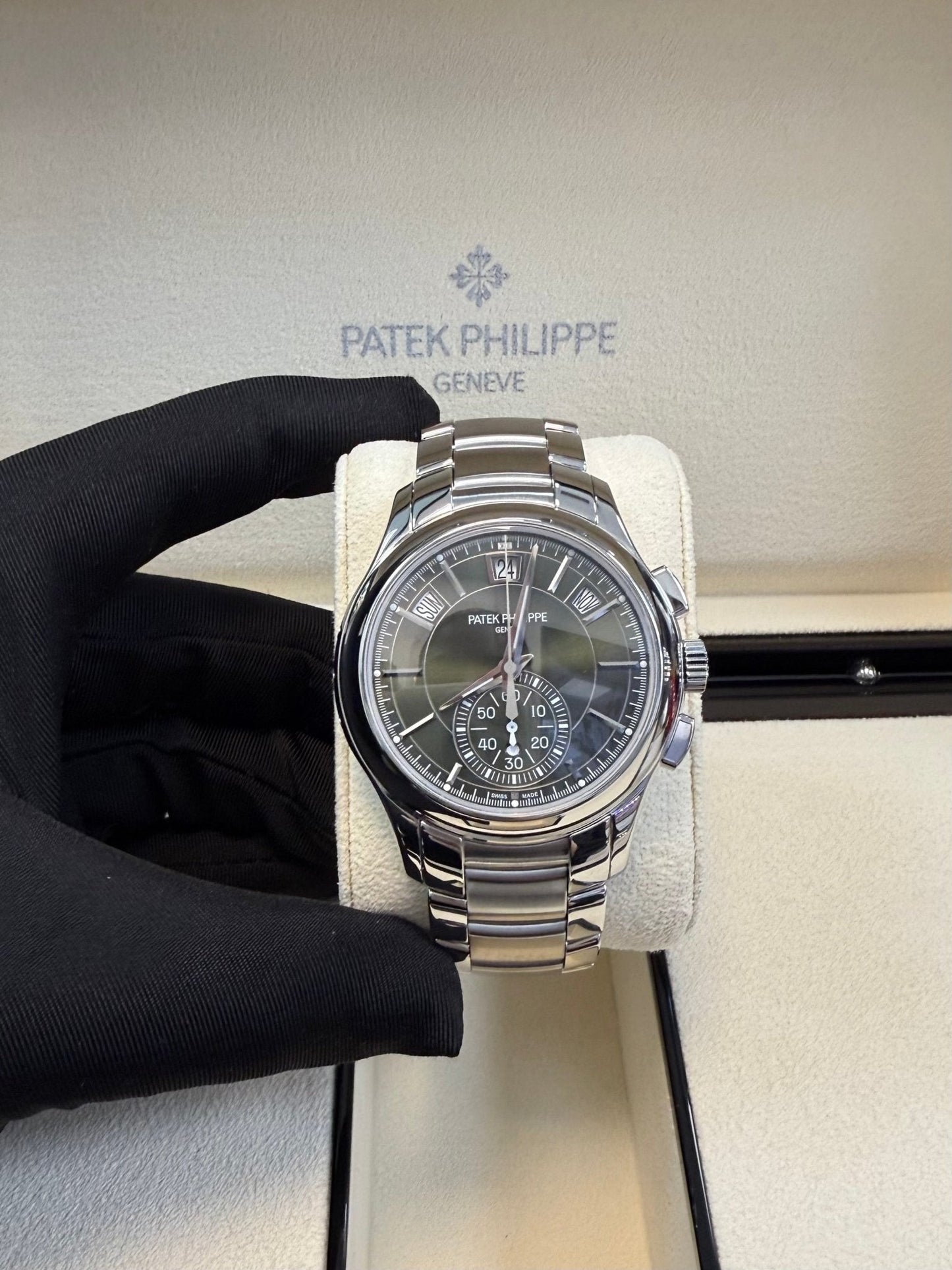 Patek Philippe Annual Calendar Complications Green Dial (Reference # 5905/1A-001)