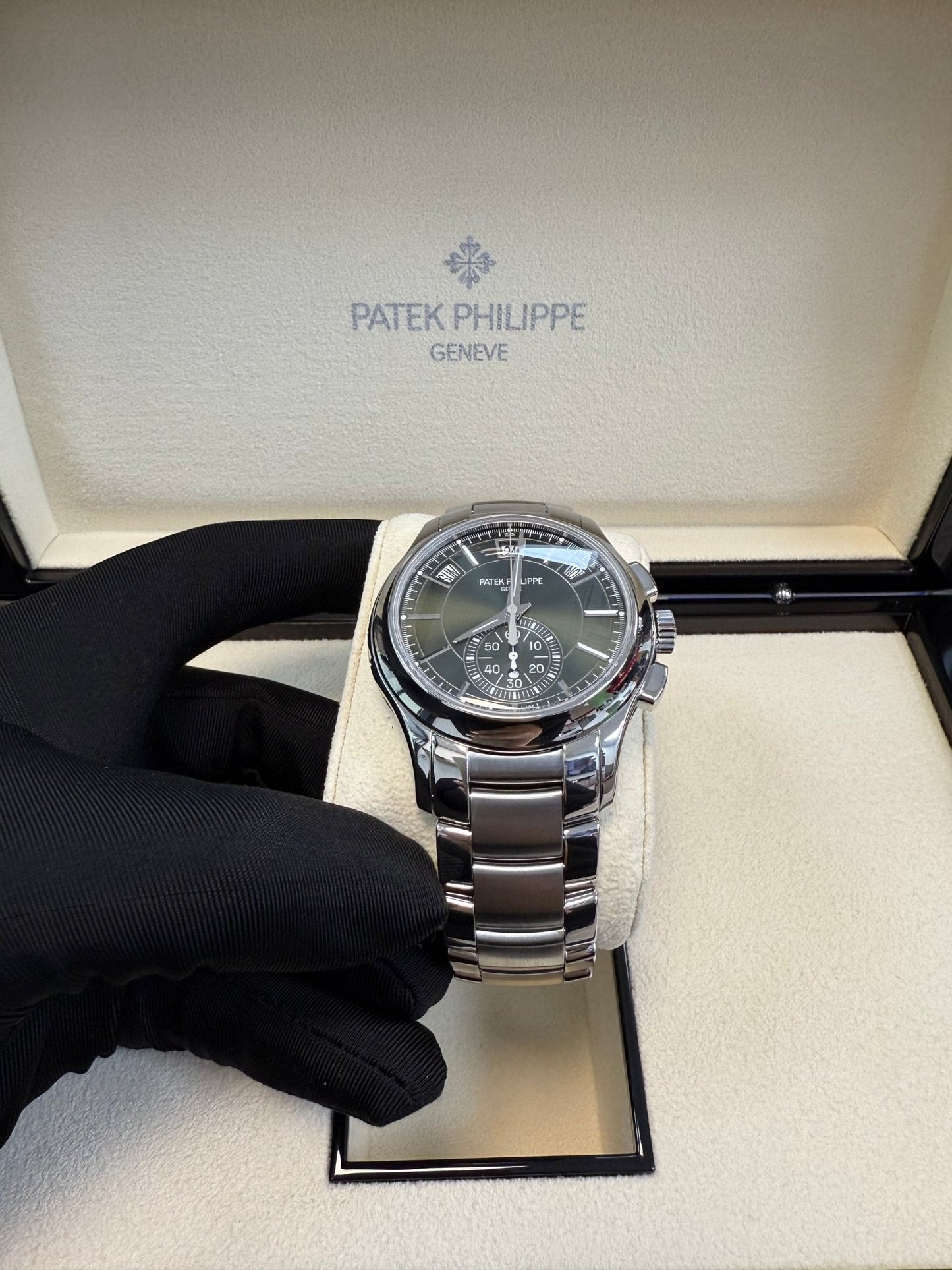 Patek Philippe Annual Calendar Complications Green Dial (Reference # 5905/1A-001)