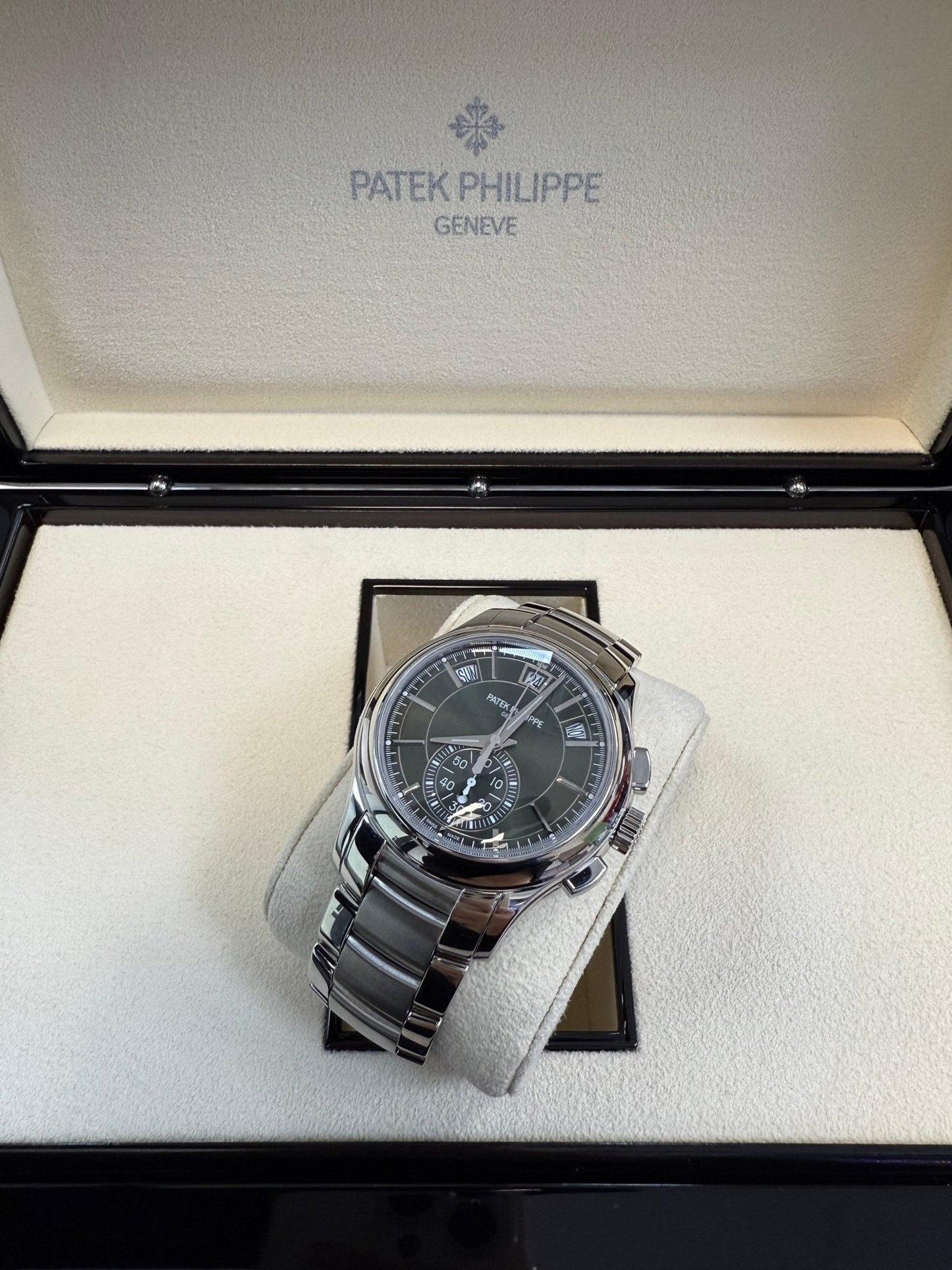 Patek Philippe Annual Calendar Complications Green Dial (Reference # 5905/1A-001)