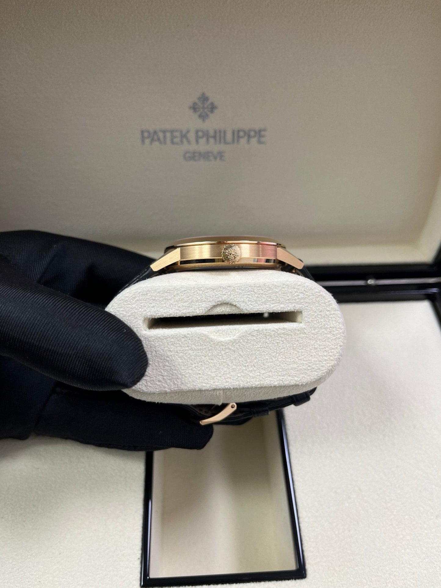 Patek Philippe Annual Calendar Complications (Ref# 5235/50R-001)