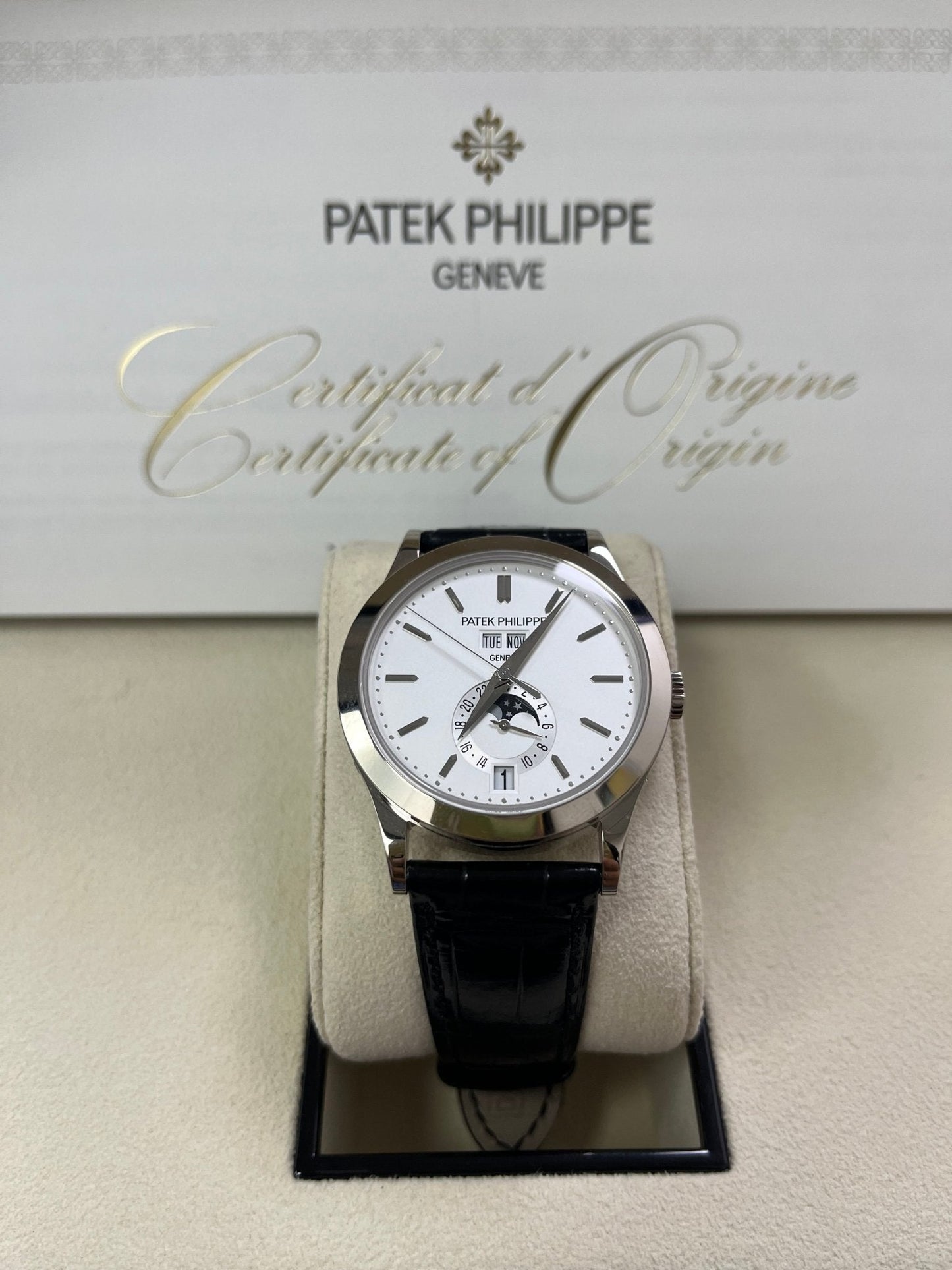 Patek Philippe Annual Calendar COMPLICATIONS White Gold 5396G-011