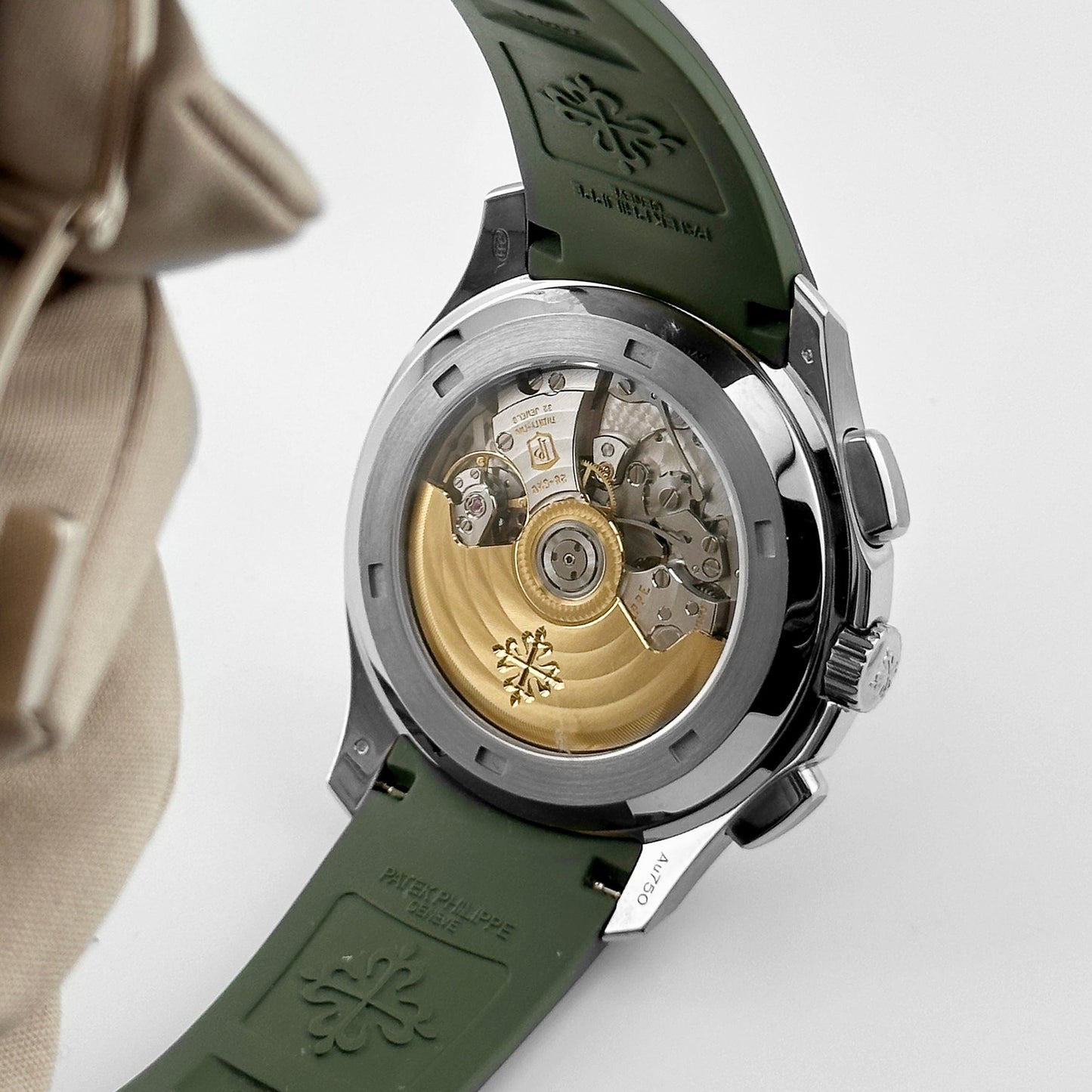 Patek Philippe Aquanaut 5968G-010 Chronograph White Gold Khaki Green Dial (2021)