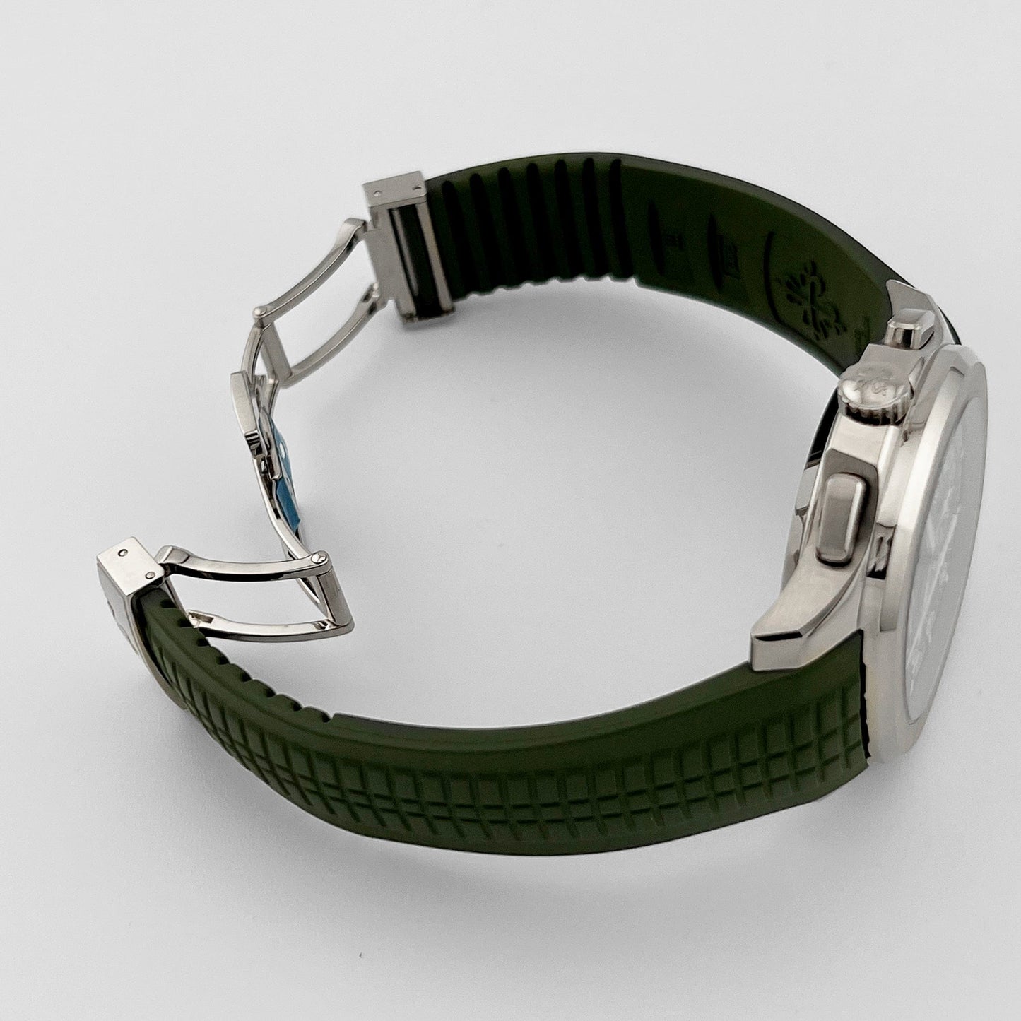 Patek Philippe Aquanaut 5968G-010 Chronograph White Gold Khaki Green Dial (2021)