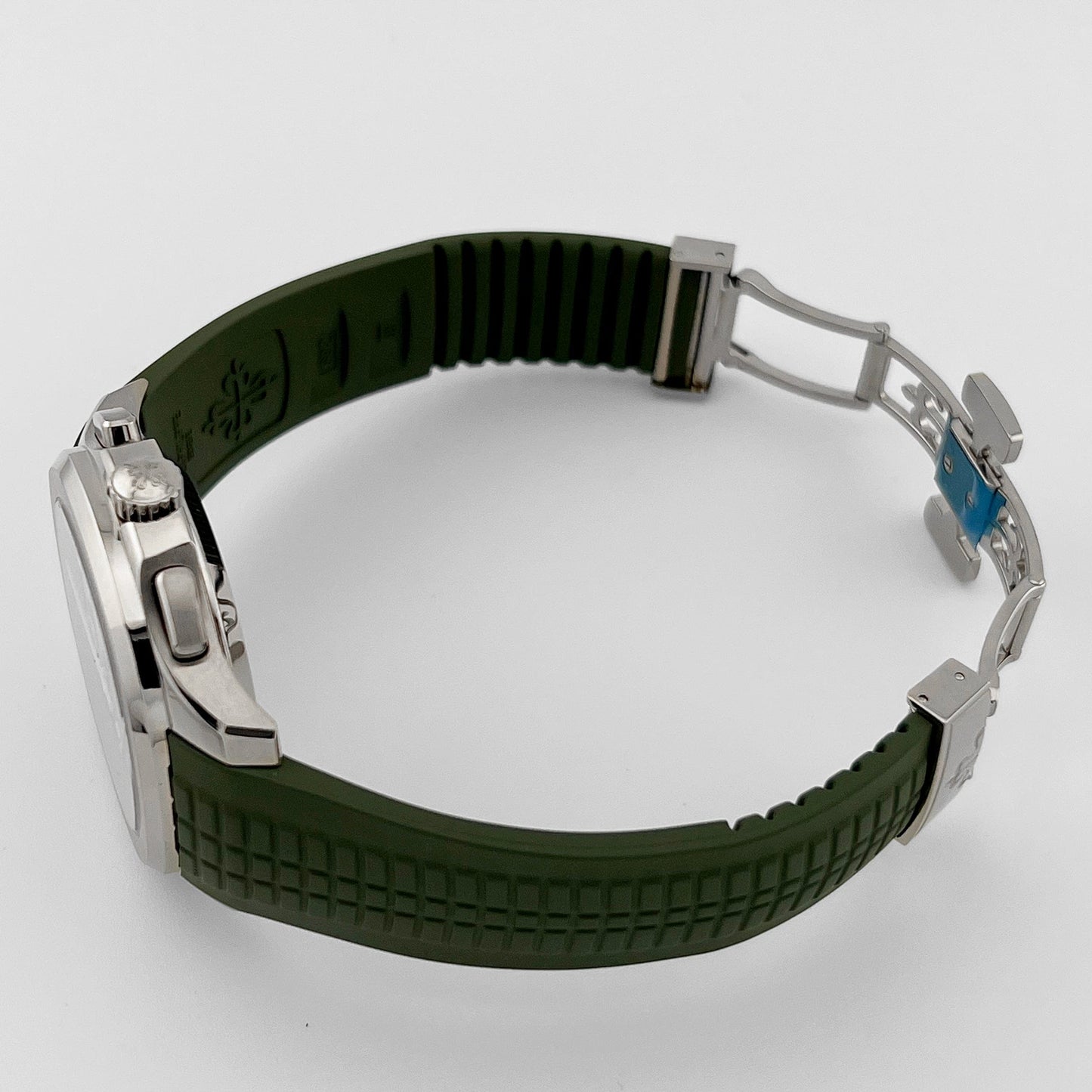 Patek Philippe Aquanaut 5968G-010 Chronograph White Gold Khaki Green Dial (2021)